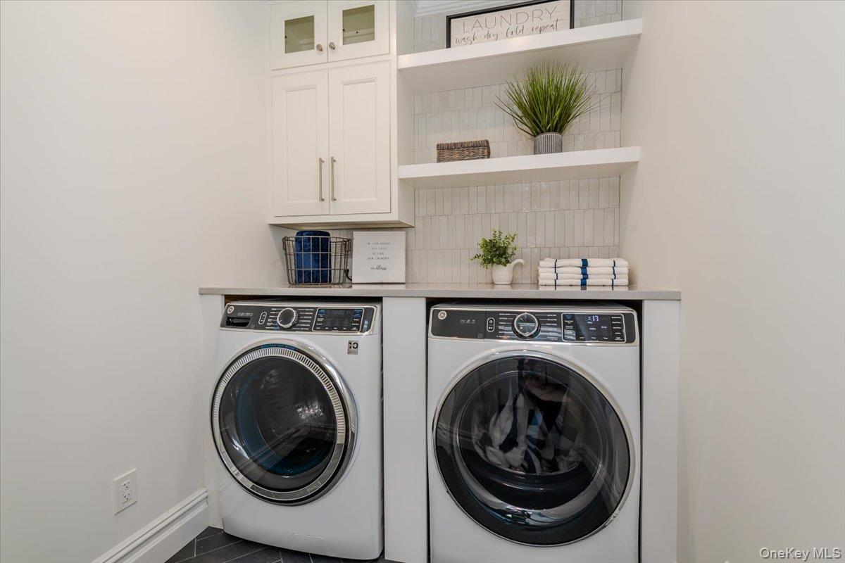 #15 photo, 10 SKYLARK Road, Massapequa Park , NY 11762