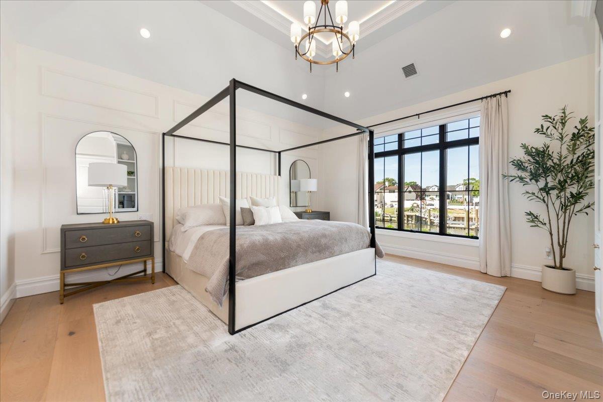 #17 photo, 10 SKYLARK Road, Massapequa Park , NY 11762