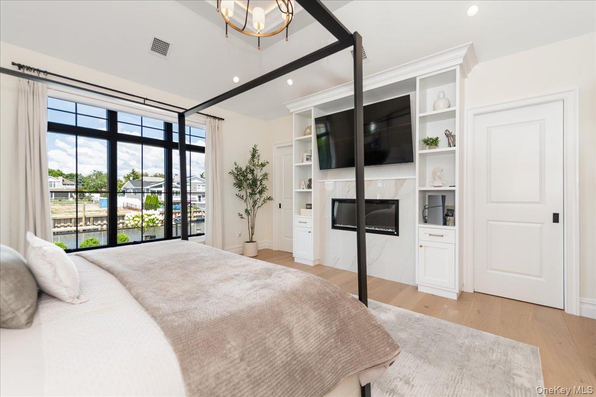 #19 photo, 10 SKYLARK Road, Massapequa Park , NY 11762