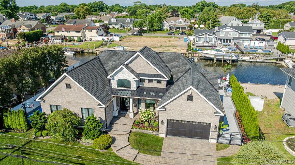 #5 photo, 10 SKYLARK Road, Massapequa Park , NY 11762