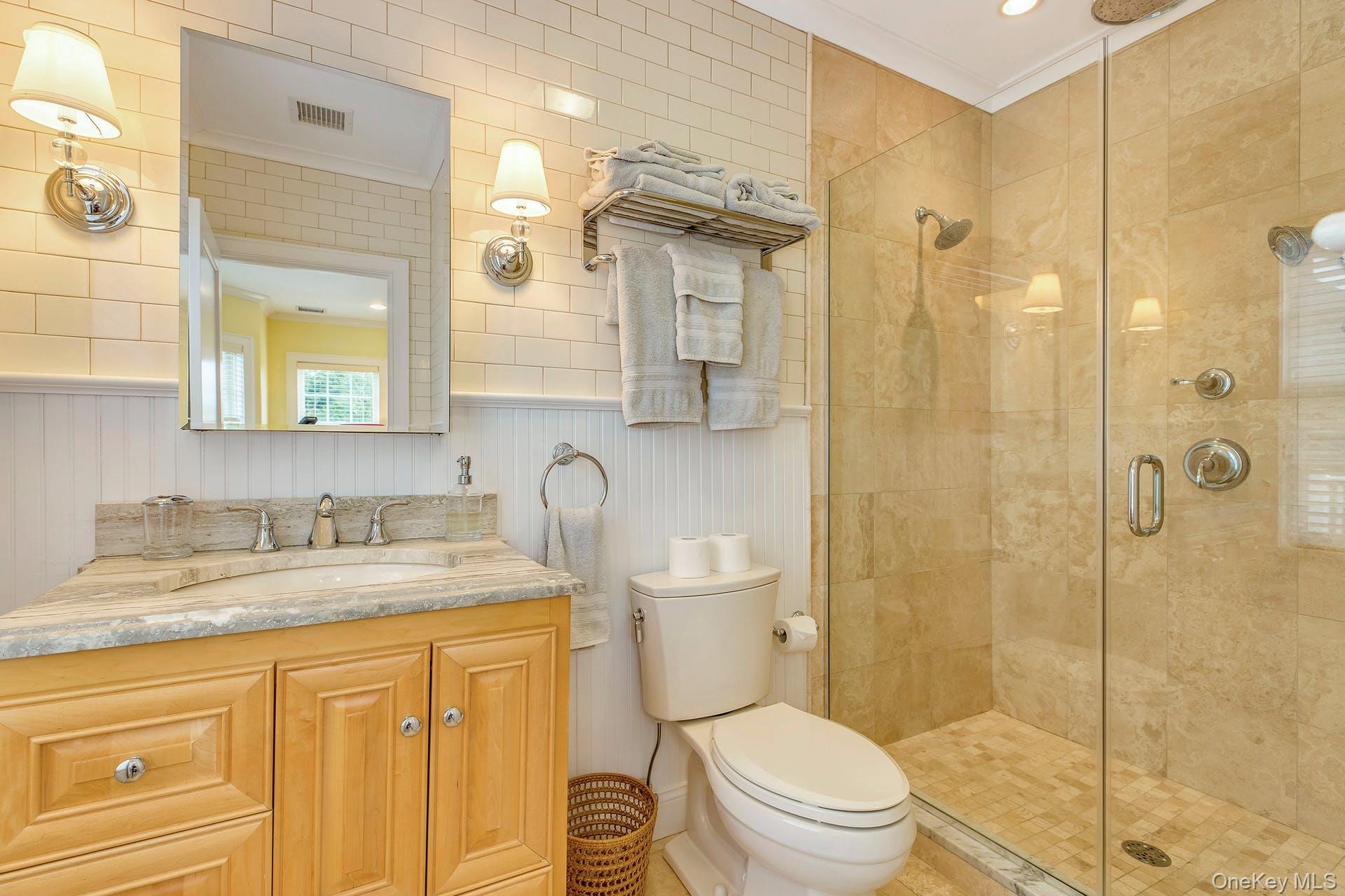 #17 photo, 590 Soundview Av Ext, מחוז סאפוק Southold , NY 11971