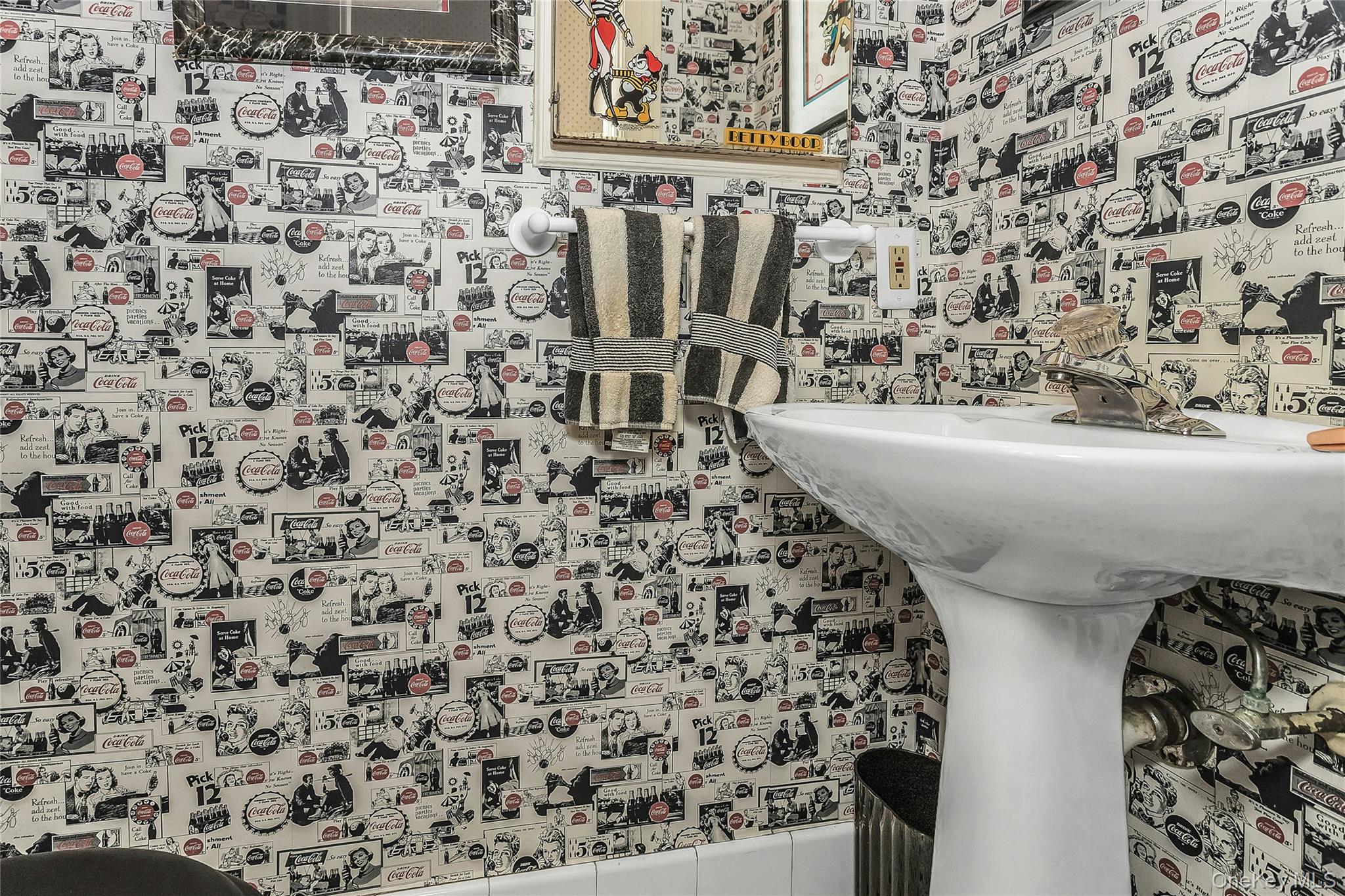 #10 photo, 8 3rd Place, गार्डन सिटी Garden City , NY 11530