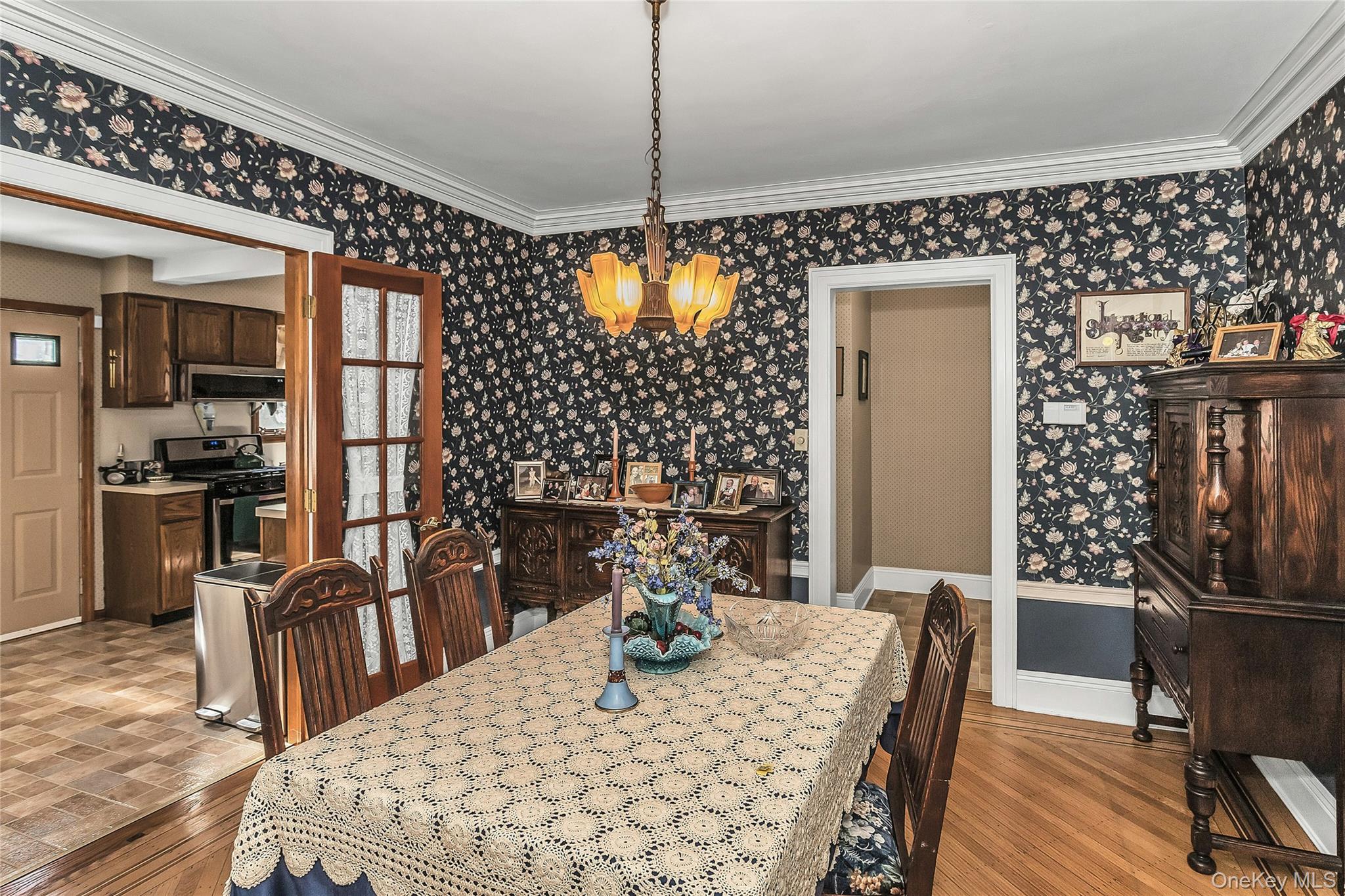 #5 photo, 8 3rd Place, गार्डन सिटी Garden City , NY 11530