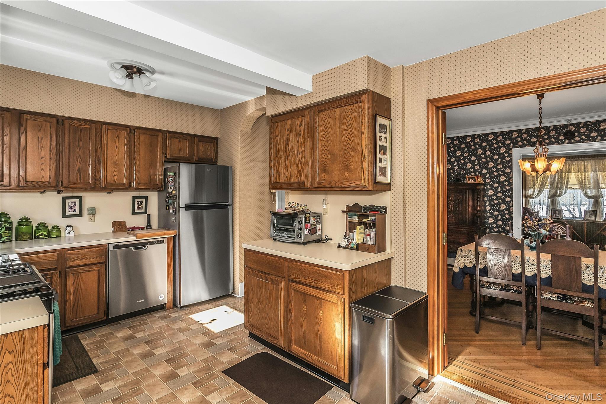 #7 photo, 8 3rd Place, गार्डन सिटी Garden City , NY 11530