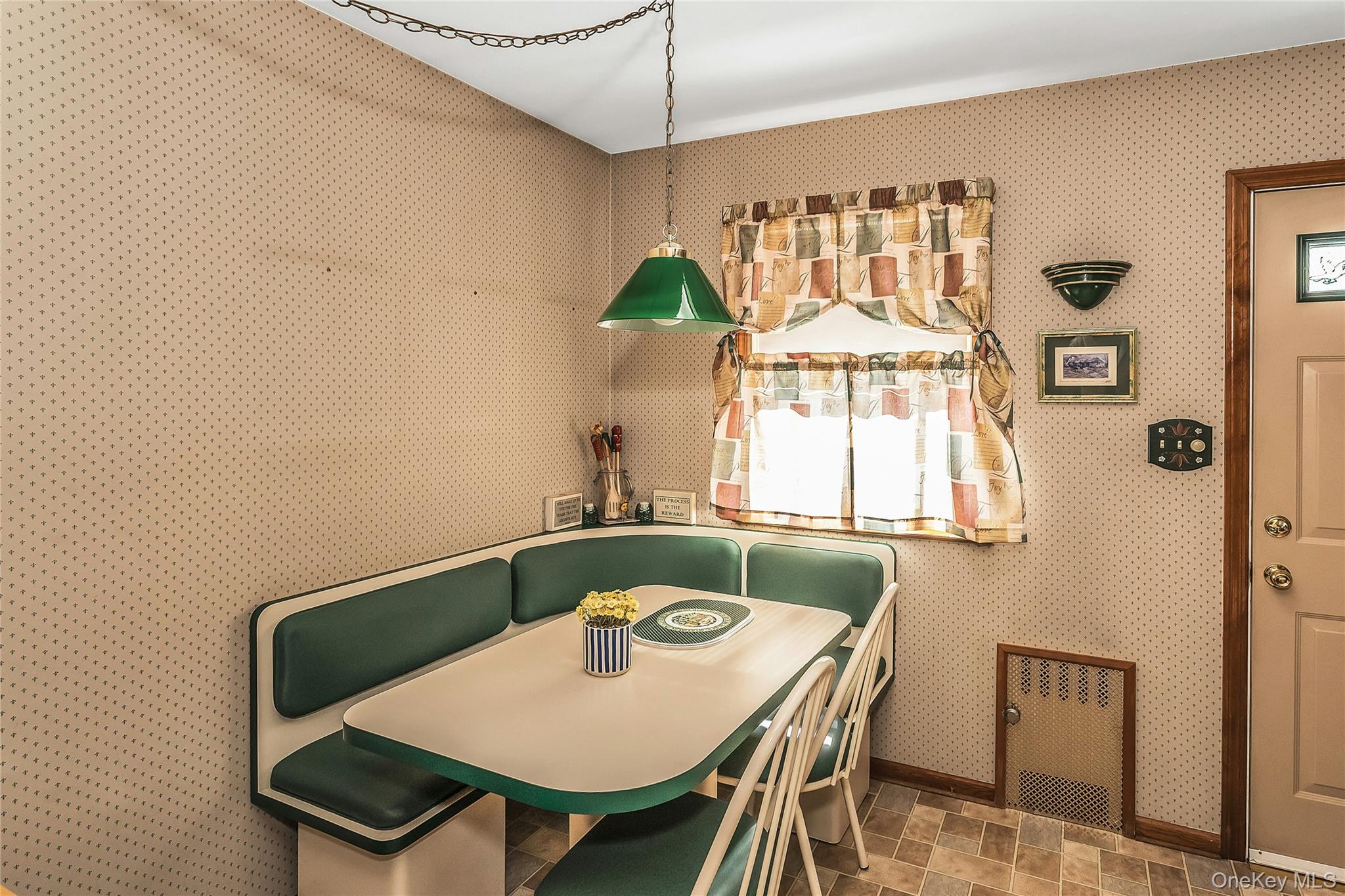 #9 photo, 8 3rd Place, गार्डन सिटी Garden City , NY 11530