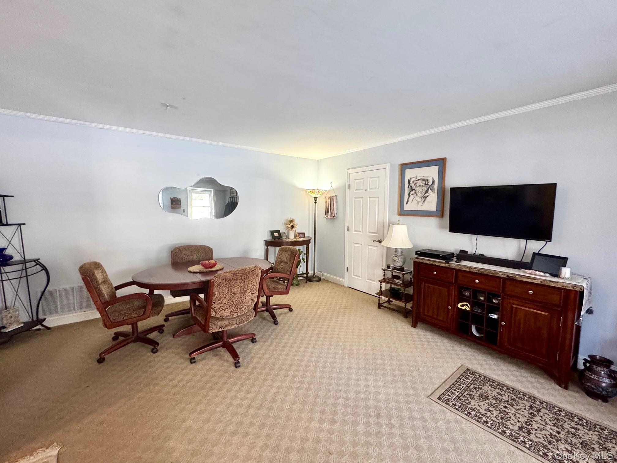 #3 photo, 1 Aspen Court, Coram , NY 11727