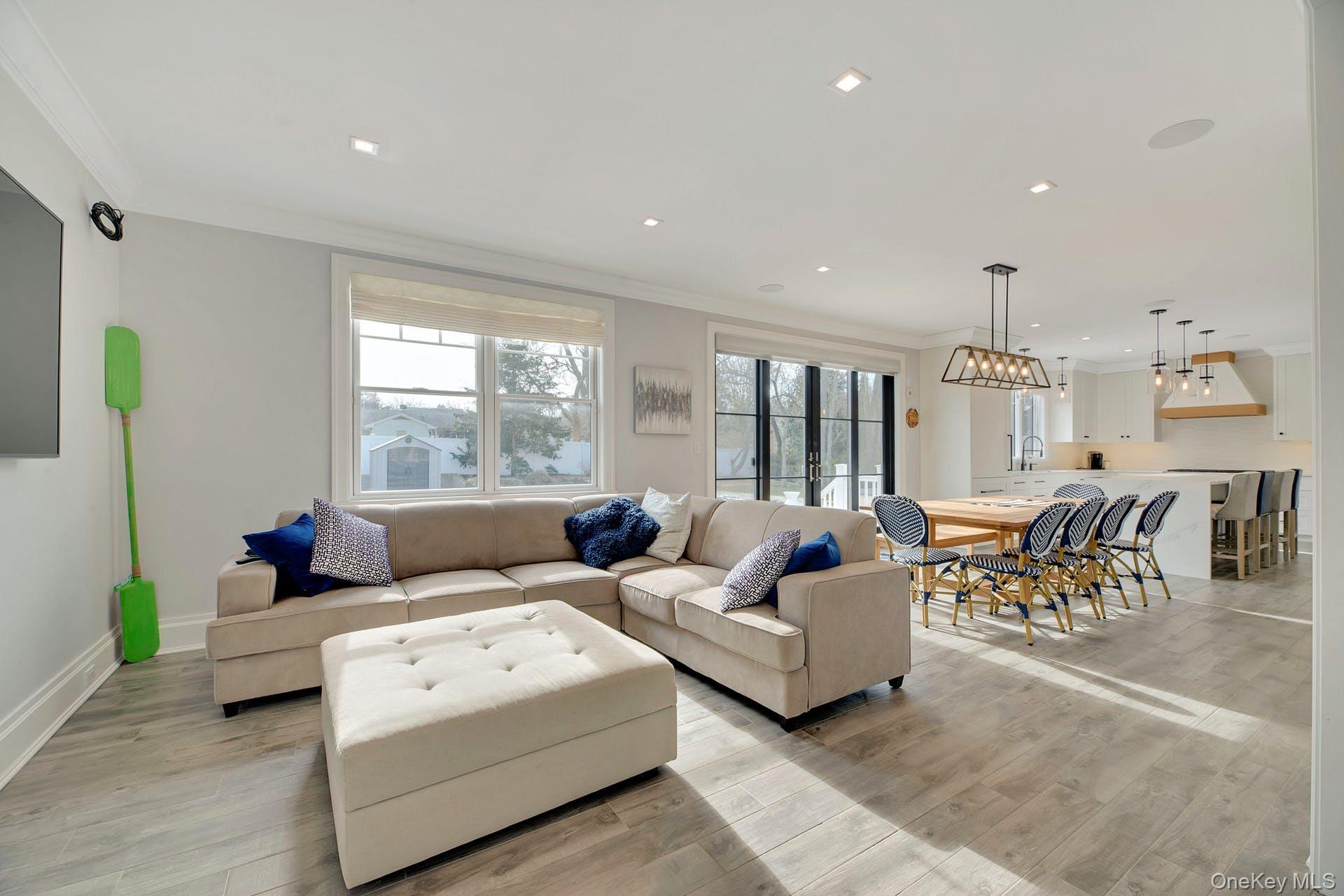 #5 photo, 165 Marine Place, Greenport , NY 11944