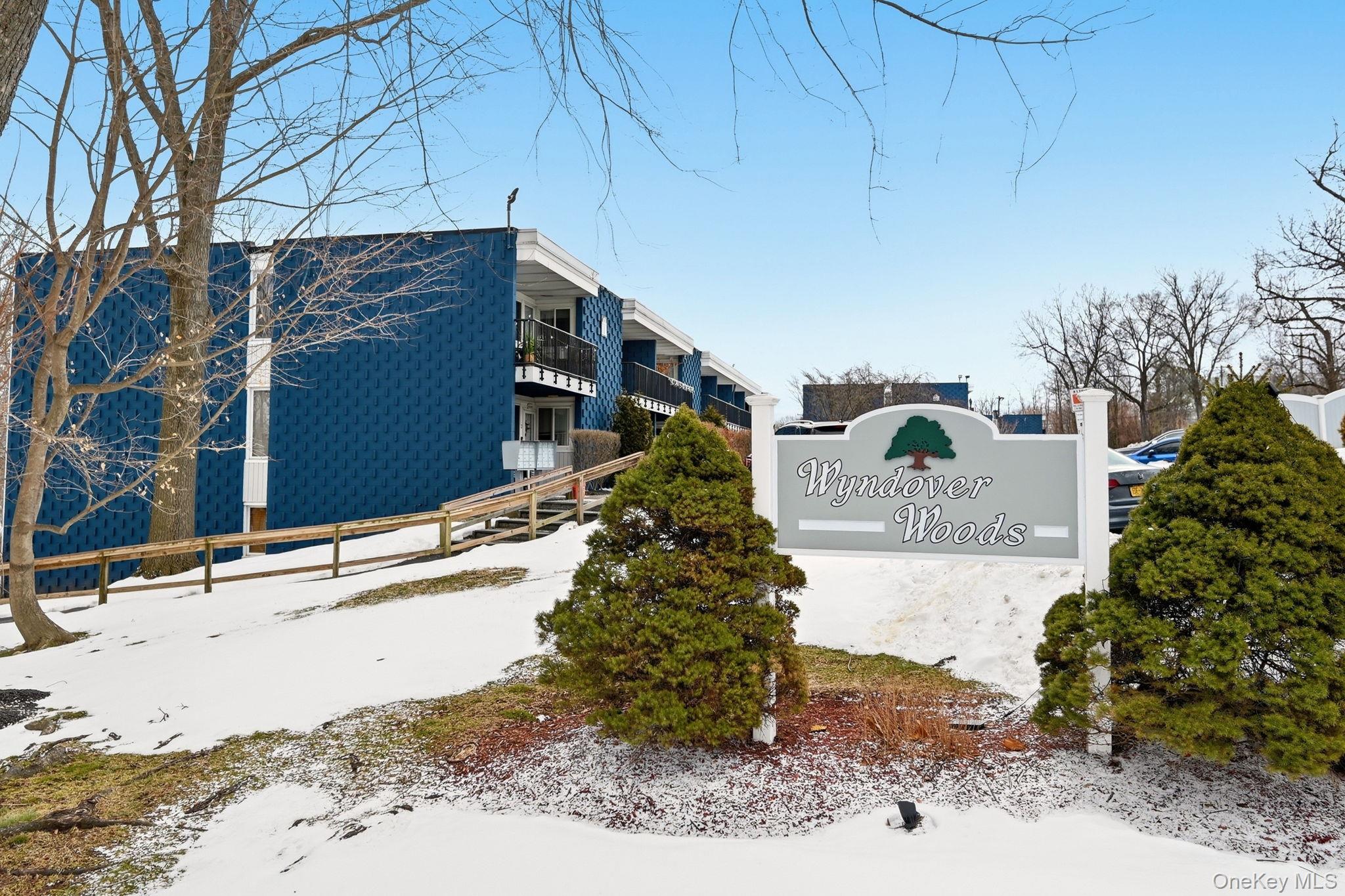 #2 photo, 1 Wyndover Woods Lane, 뉴욕주 White Plains , NY 10603