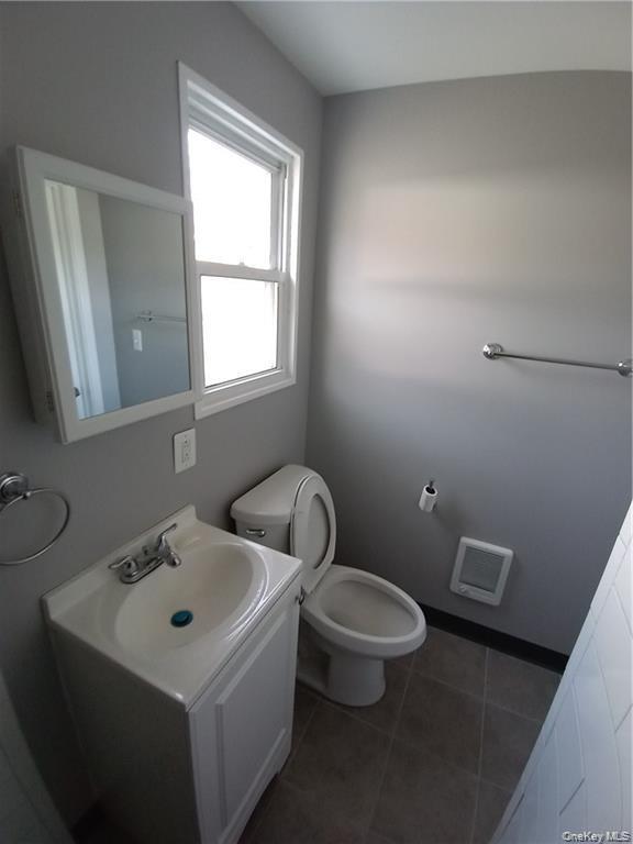 #10 photo, 11-15 W Main Street Street, Port Jervis , NY 12771