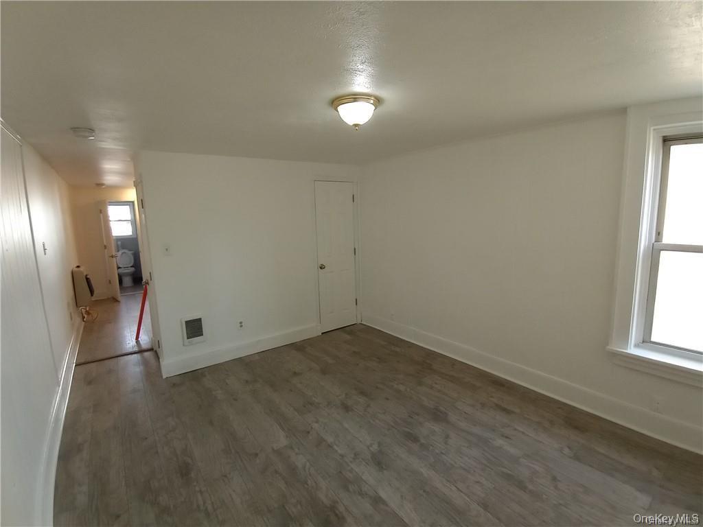 #18 photo, 11-15 W Main Street Street, Port Jervis , NY 12771