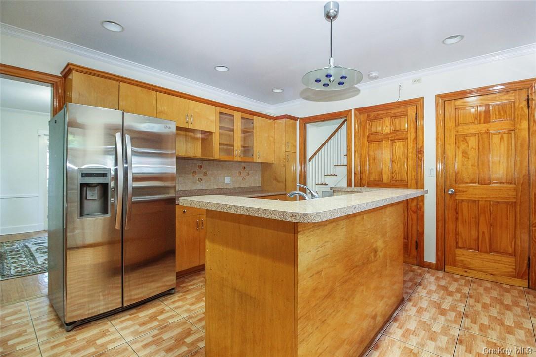 #13 photo, 237 Coligni Avenue, New Rochelle , NY 10801