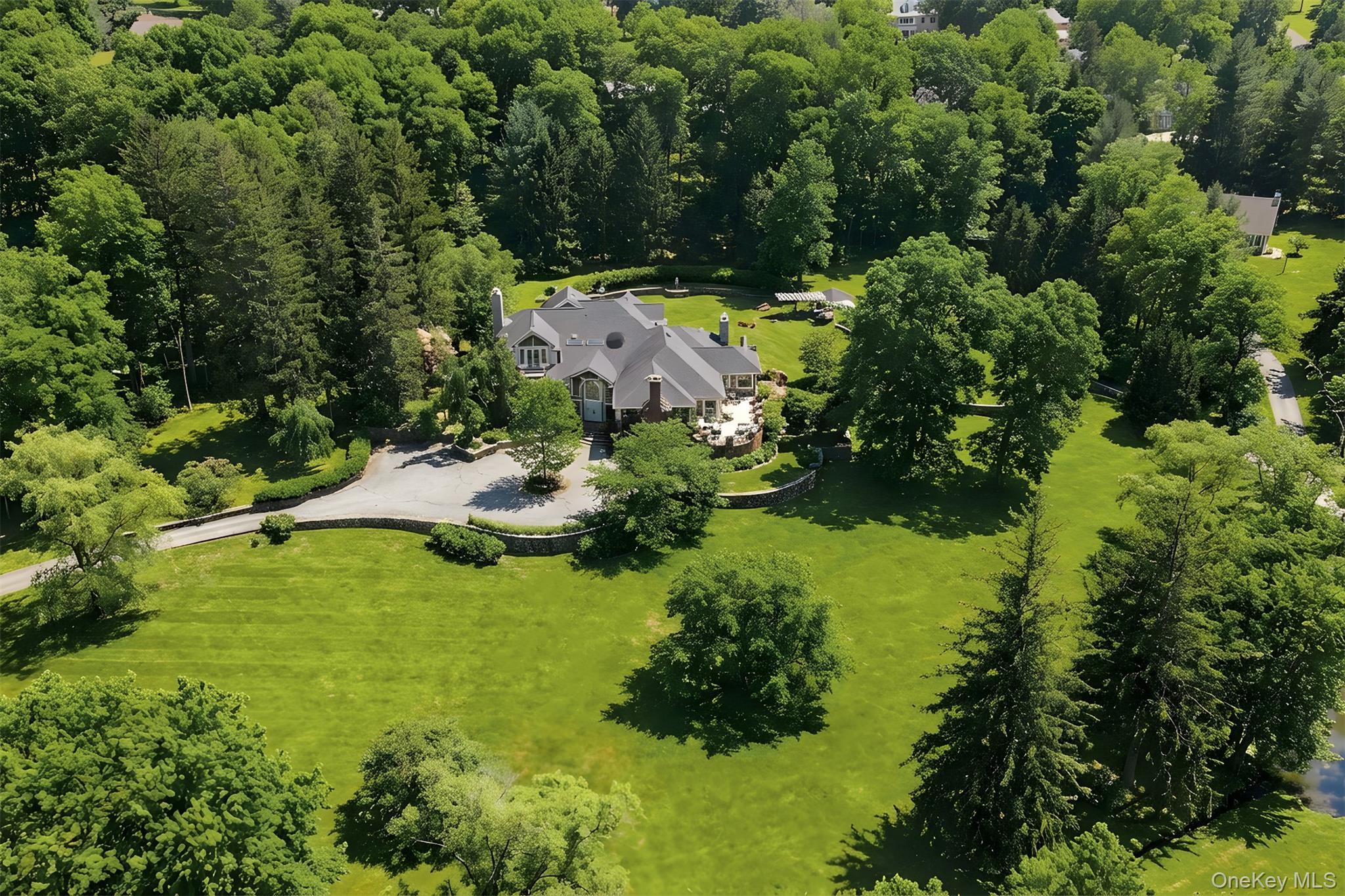 #1 photo, 150 Old Farm Road, Chappaqua , NY 10514