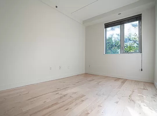 #4 photo, 1810 3RD Avenue, East Harlem , NY 10029