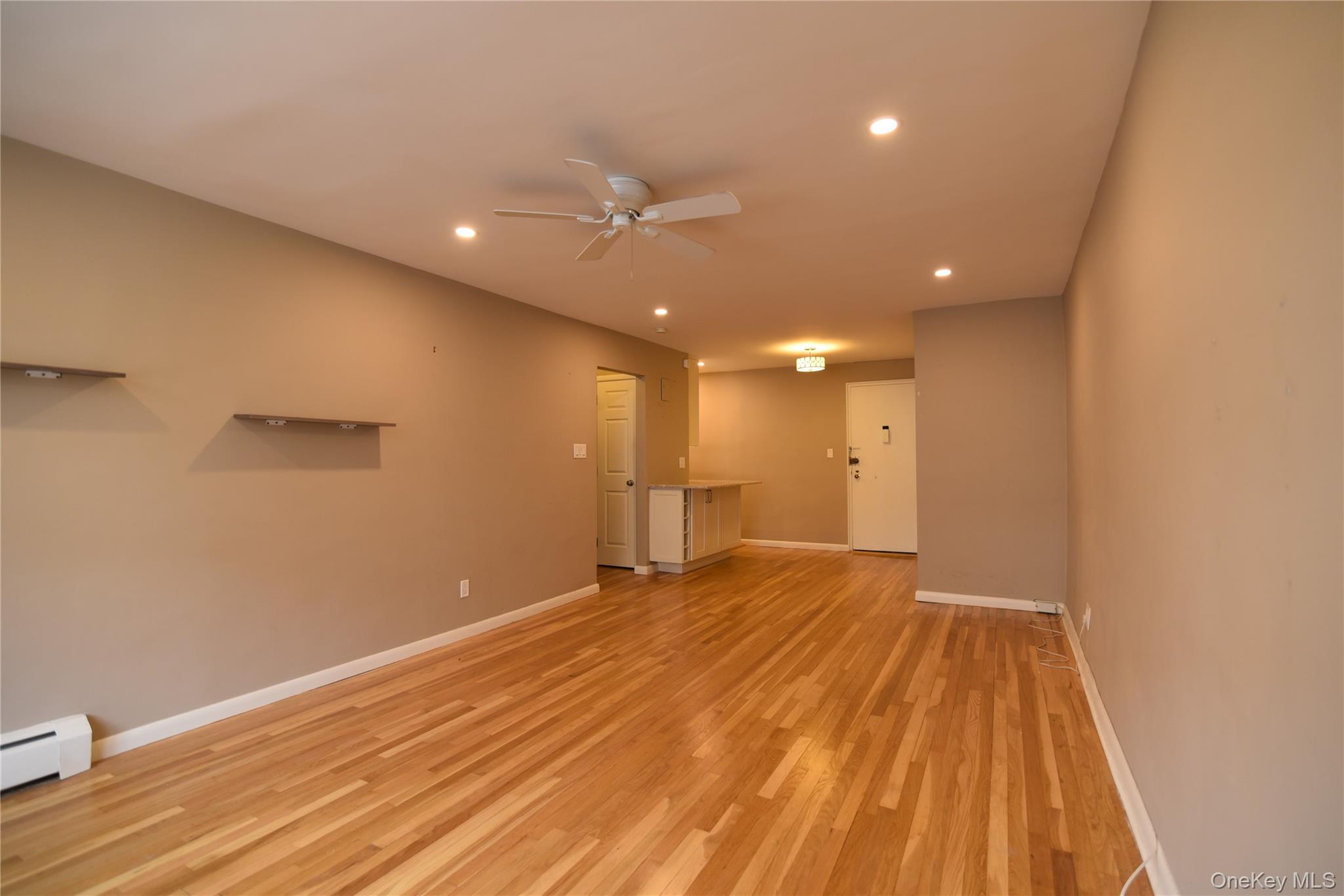 #11 photo, 54-44 Little Neck Parkway, Little Neck , NY 11362