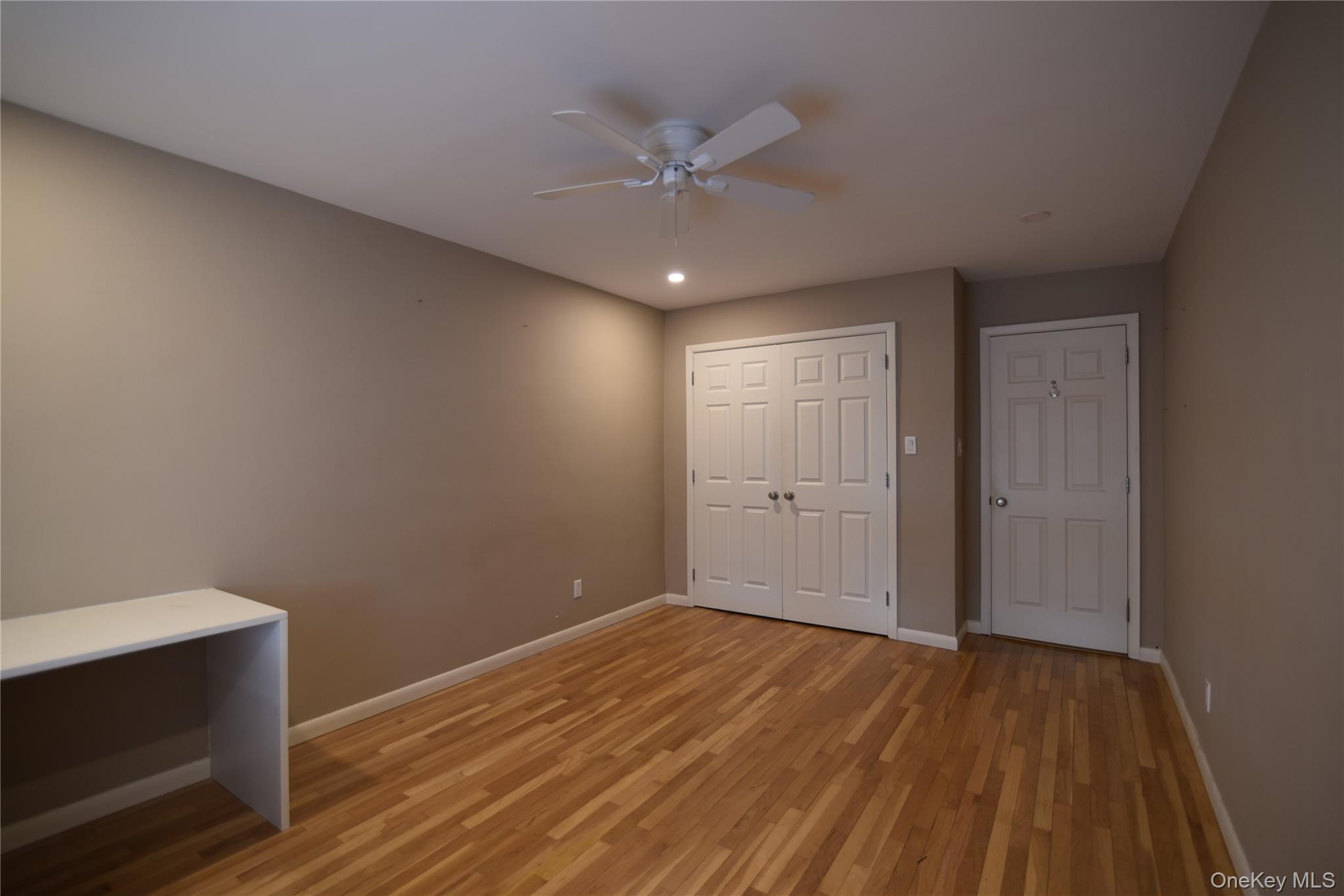 #16 photo, 54-44 Little Neck Parkway, Little Neck , NY 11362