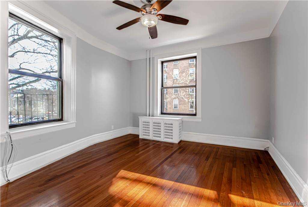 #9 photo, 84-02 Beverly Road, קווינס Kew Gardens , NY 11415