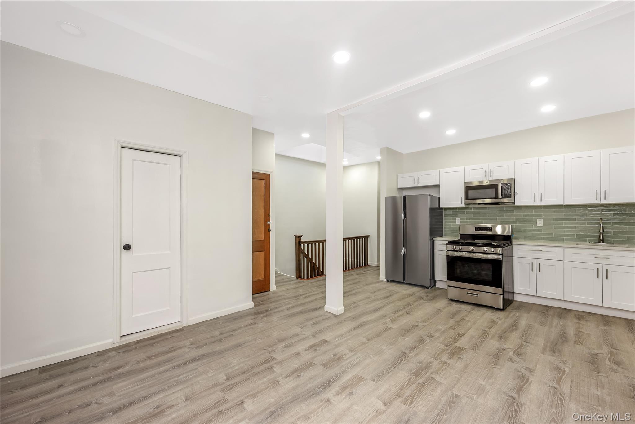 #10 photo, 6212 60th Drive, Куинс ‖ Maspeth , NY 11378