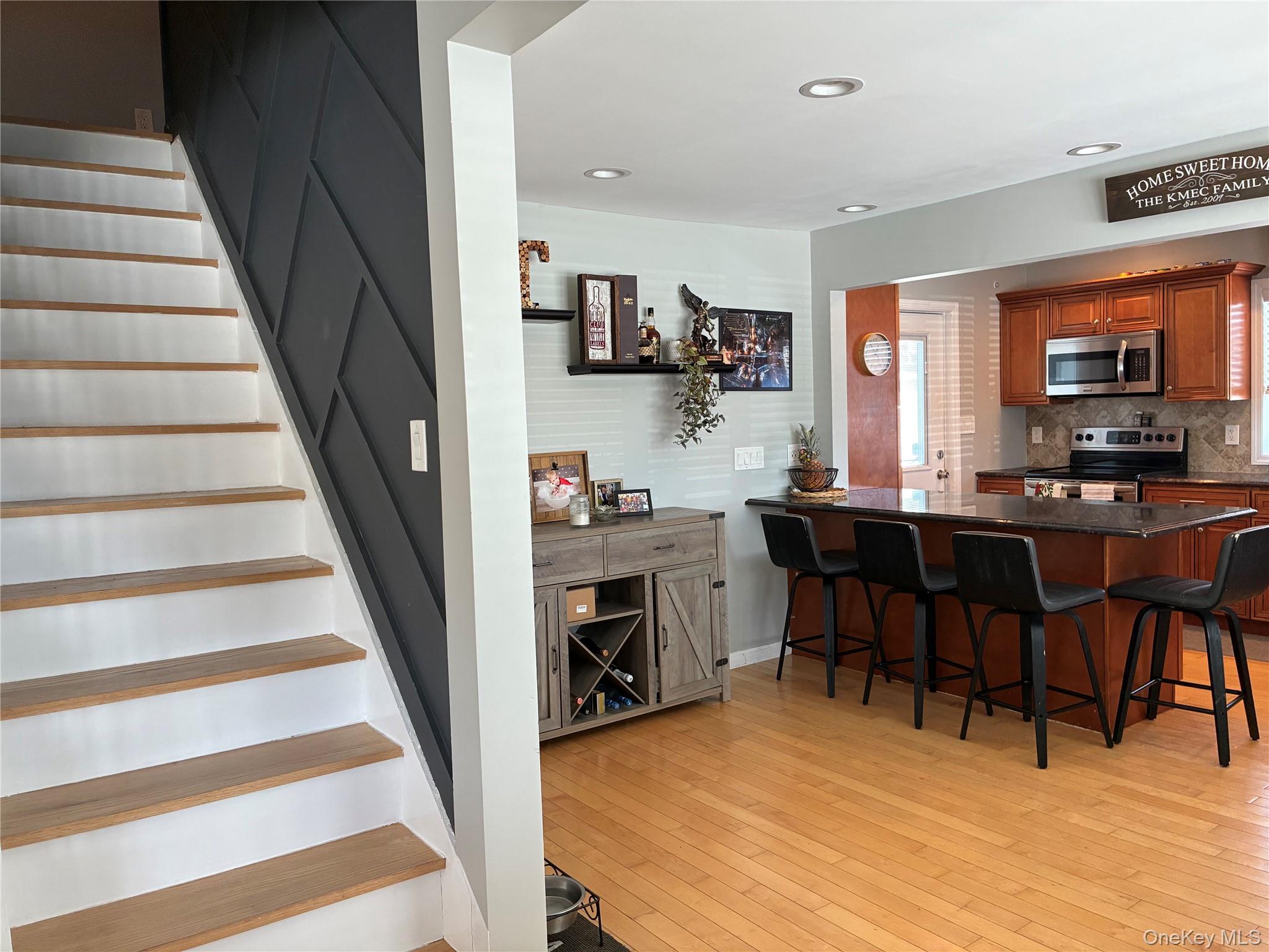 #19 photo, 65 Morning Glory Road, Levittown , NY 11756