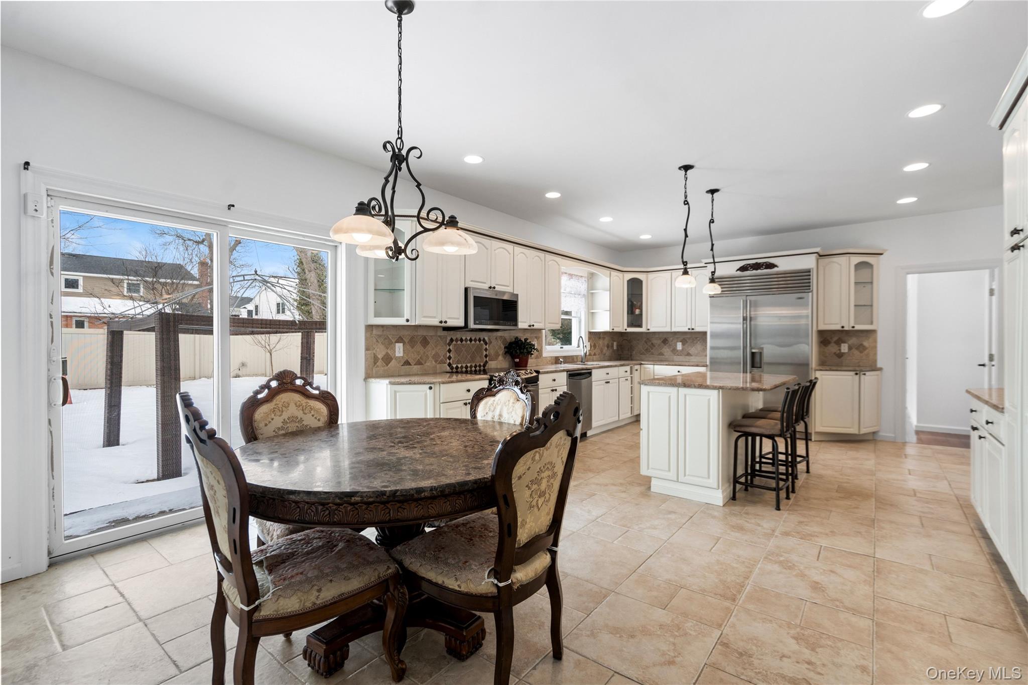 #10 photo, 5 Pine Street, מחוז נסאו Plainview , NY 11803