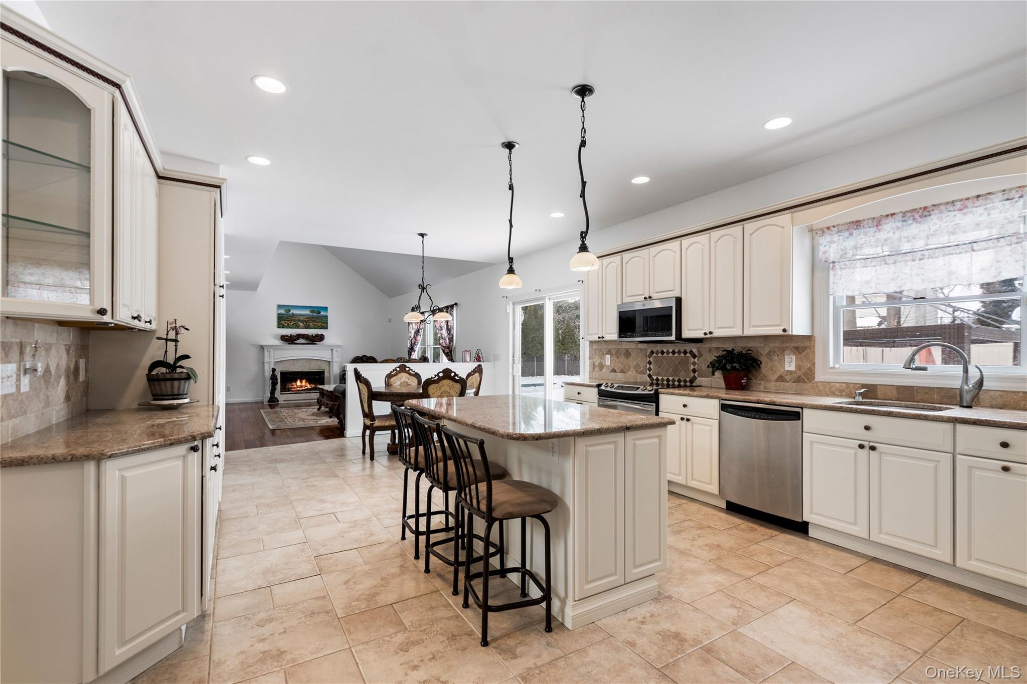 #7 photo, 5 Pine Street, מחוז נסאו Plainview , NY 11803