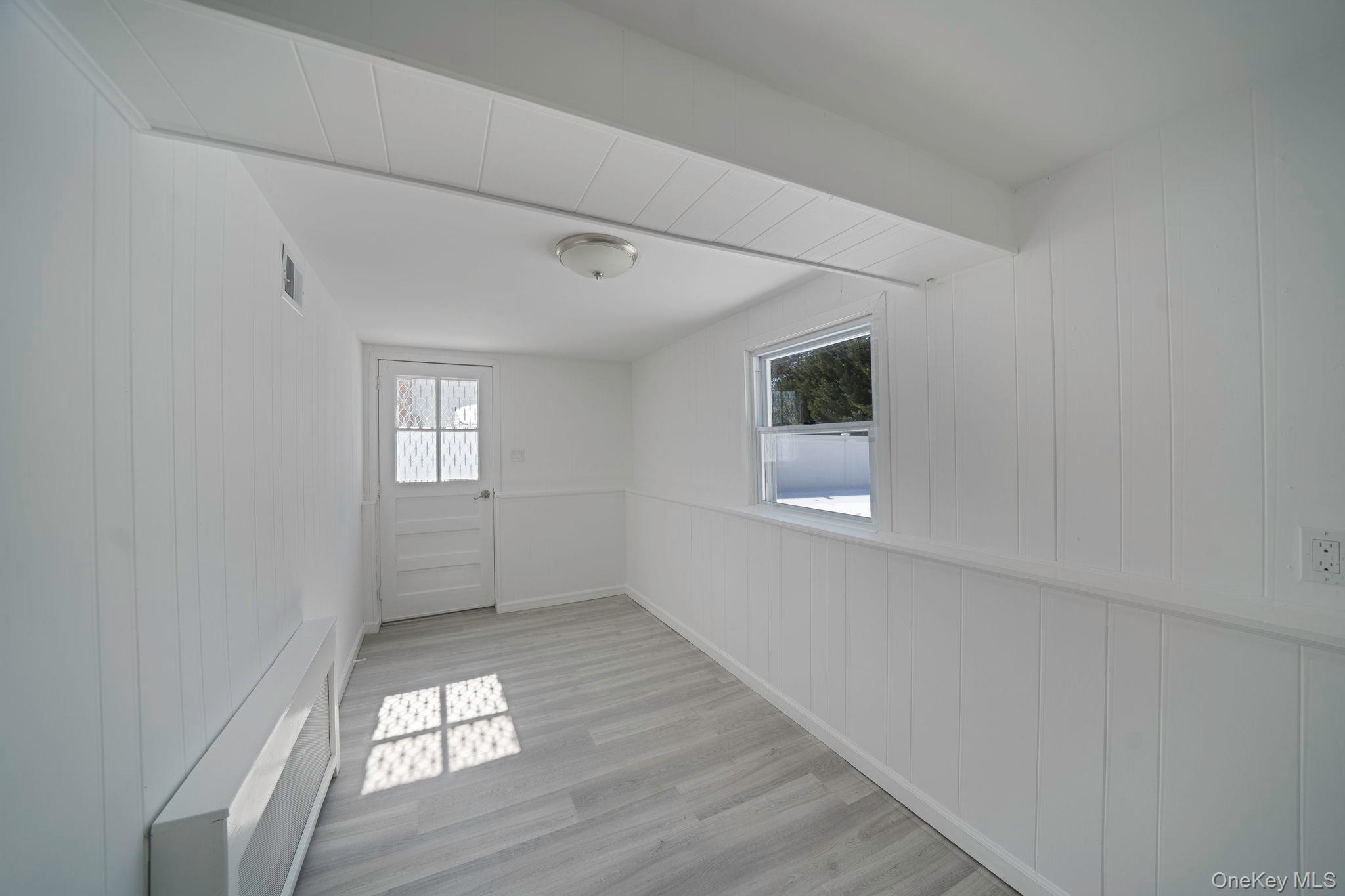 #7 photo, 122 Weaver Road, West Sayville , NY 11796