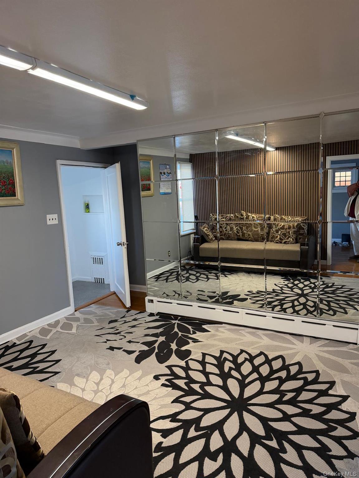 #8 photo, 76 Shaw, Valley Stream , NY 11580