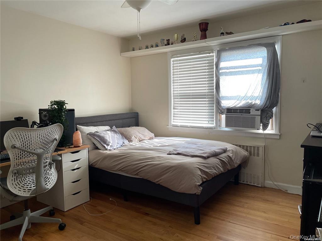 #15 photo, 570 Church Avenue, Woodmere , NY 11598