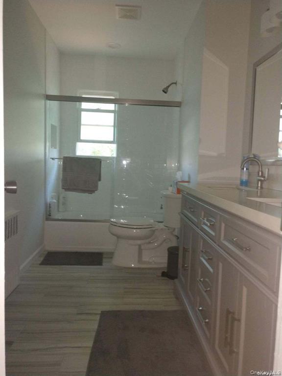 #17 photo, 570 Church Avenue, Woodmere , NY 11598