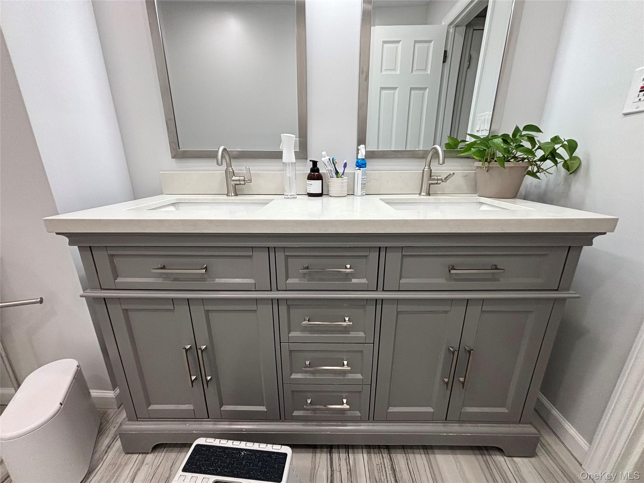 #18 photo, 570 Church Avenue, Woodmere , NY 11598