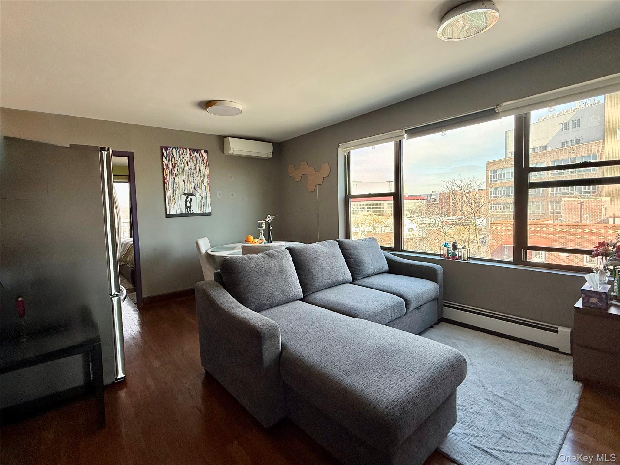 #4 photo, 8714 57th Road, Куинс ‖ Elmhurst , NY 11373