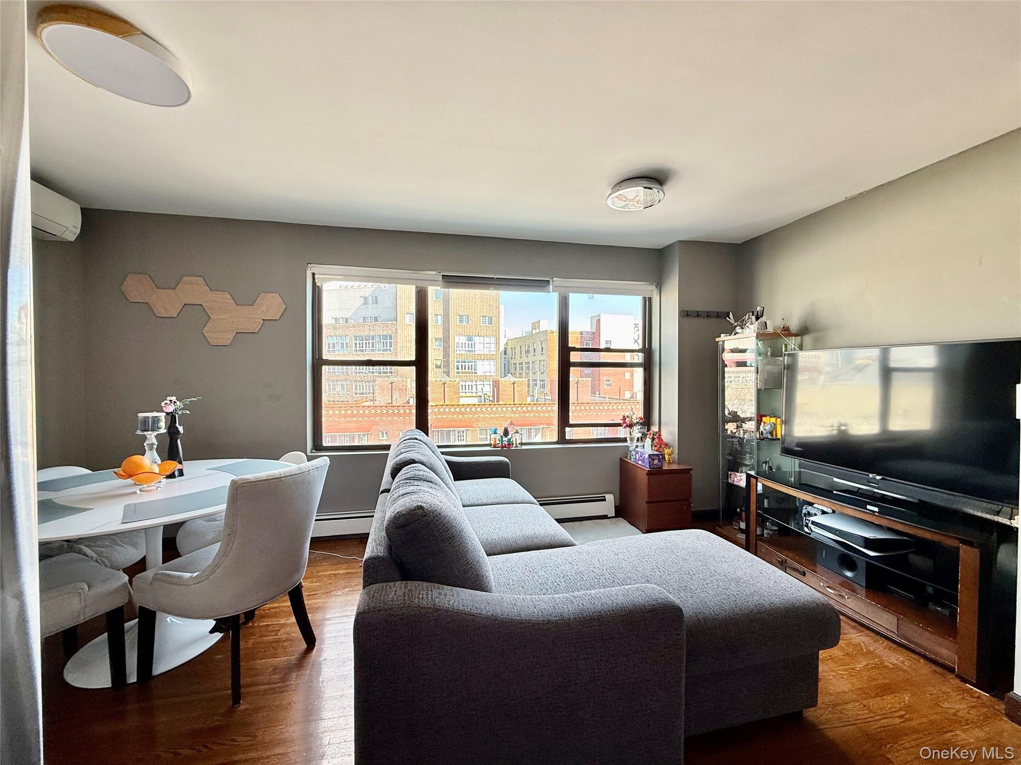 #5 photo, 8714 57th Road, Куинс ‖ Elmhurst , NY 11373