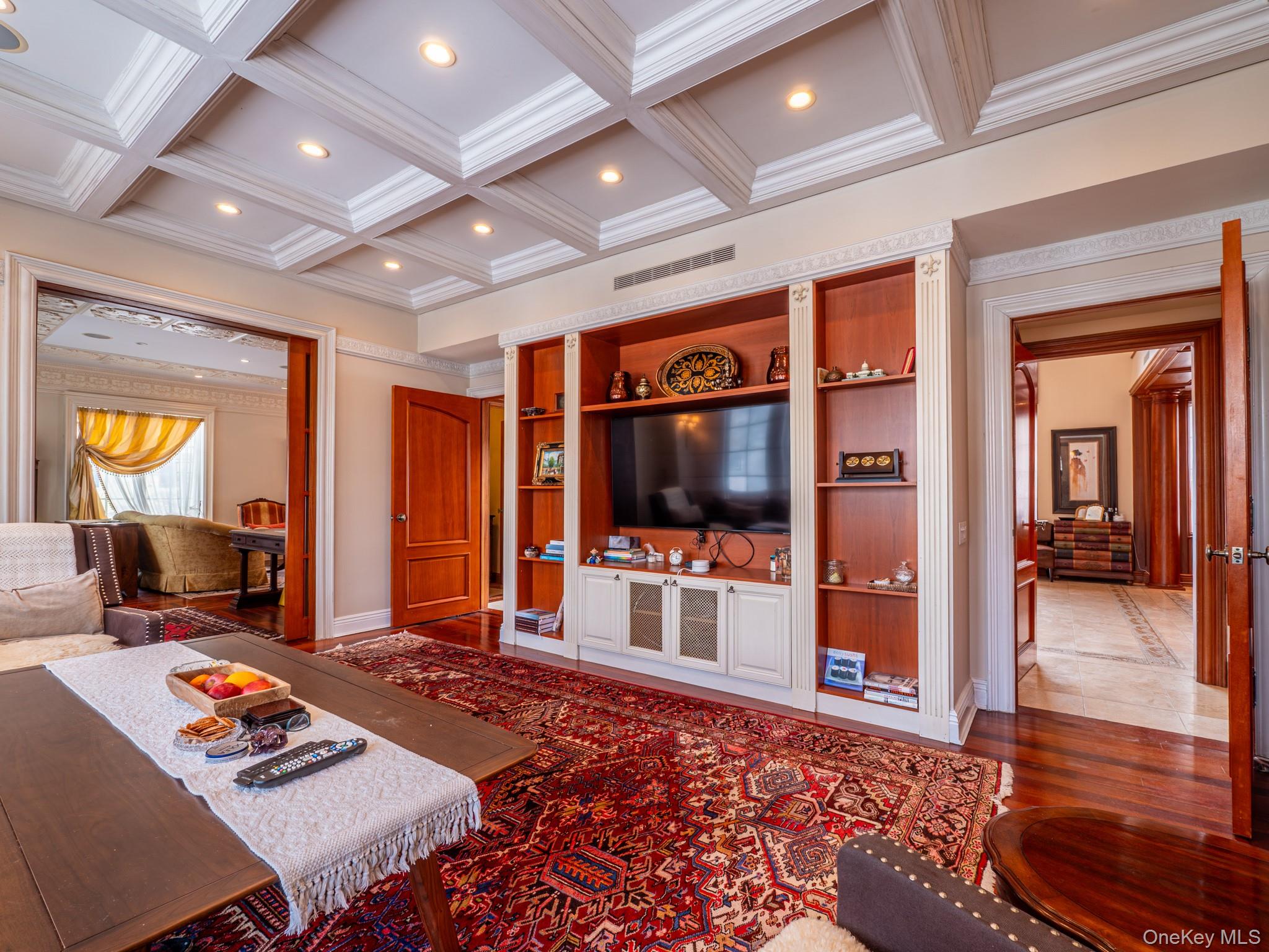 #10 photo, Jamaica, Jamaica , NY 11432