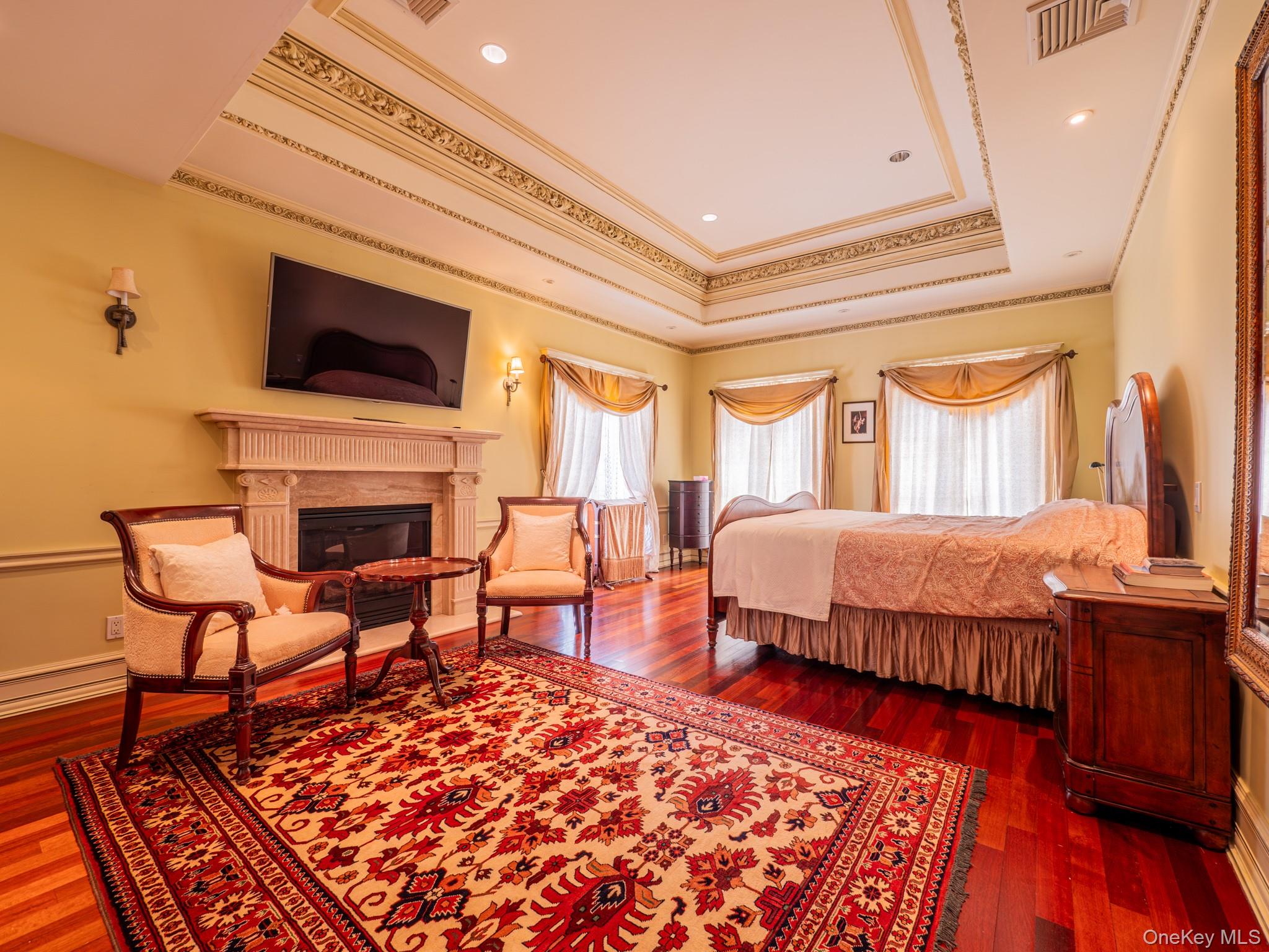 #16 photo, Jamaica, Jamaica , NY 11432