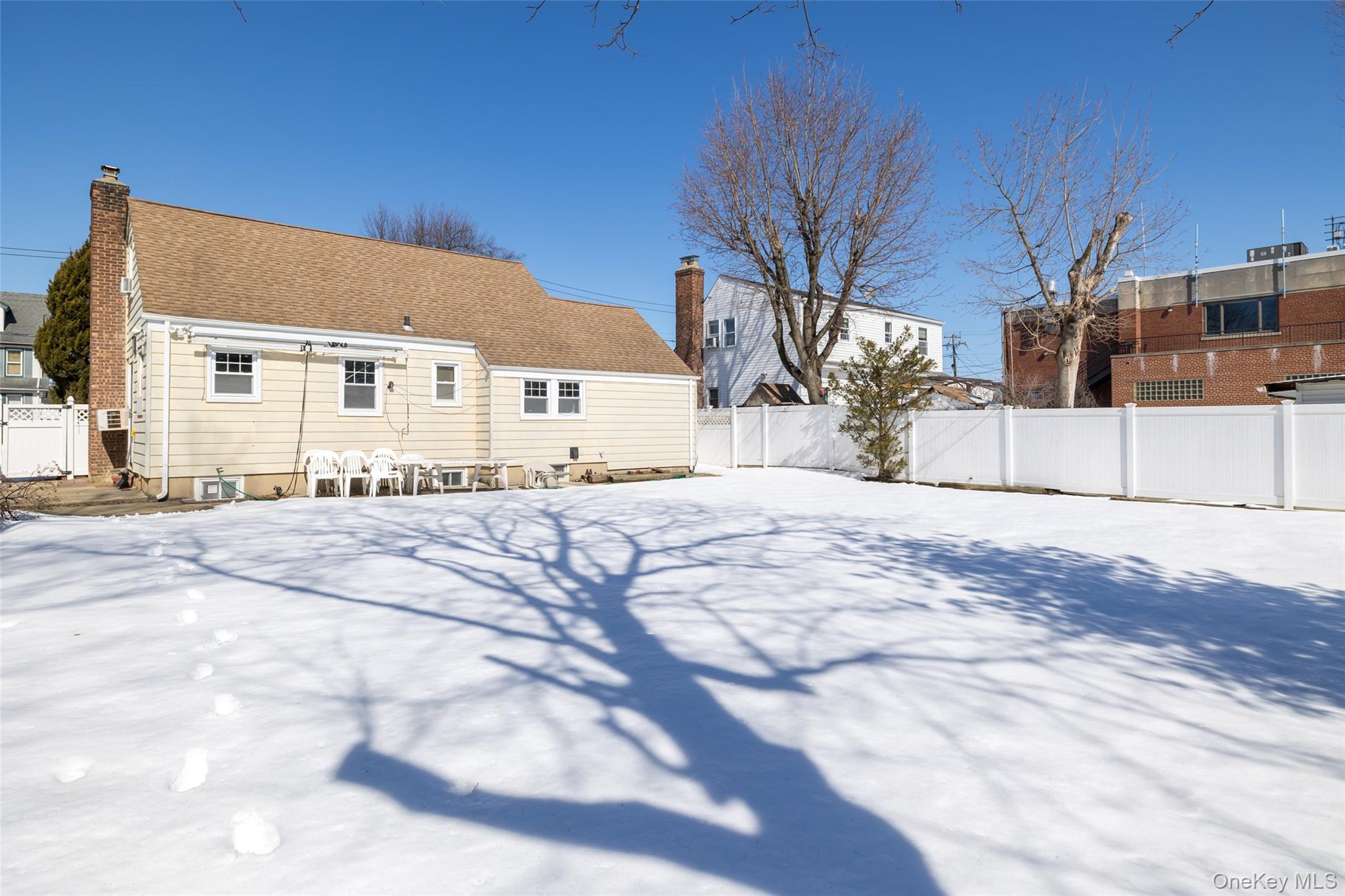 #20 photo, 682 Rose Boulevard, מחוז נסאו North Baldwin , NY 11510