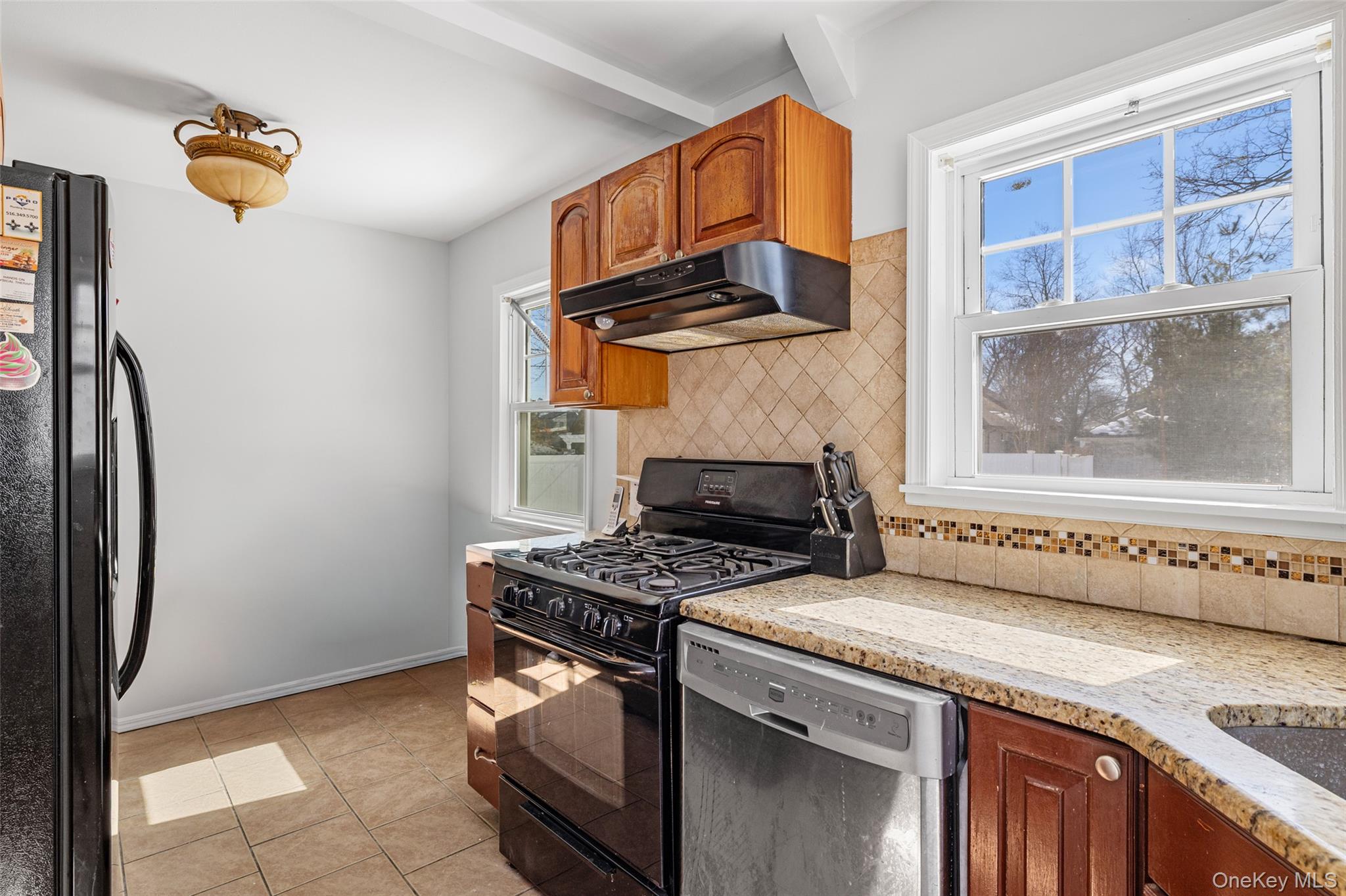 #3 photo, 682 Rose Boulevard, מחוז נסאו North Baldwin , NY 11510