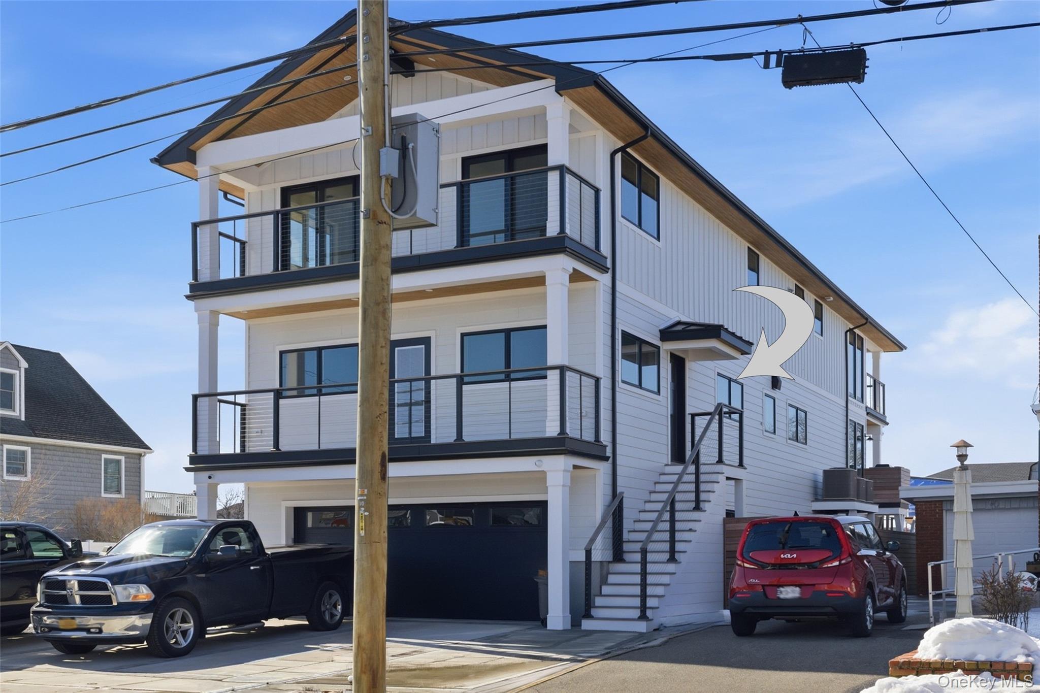 #1 photo, 56 Suffolk Road, ناسو Island Park , NY 11558