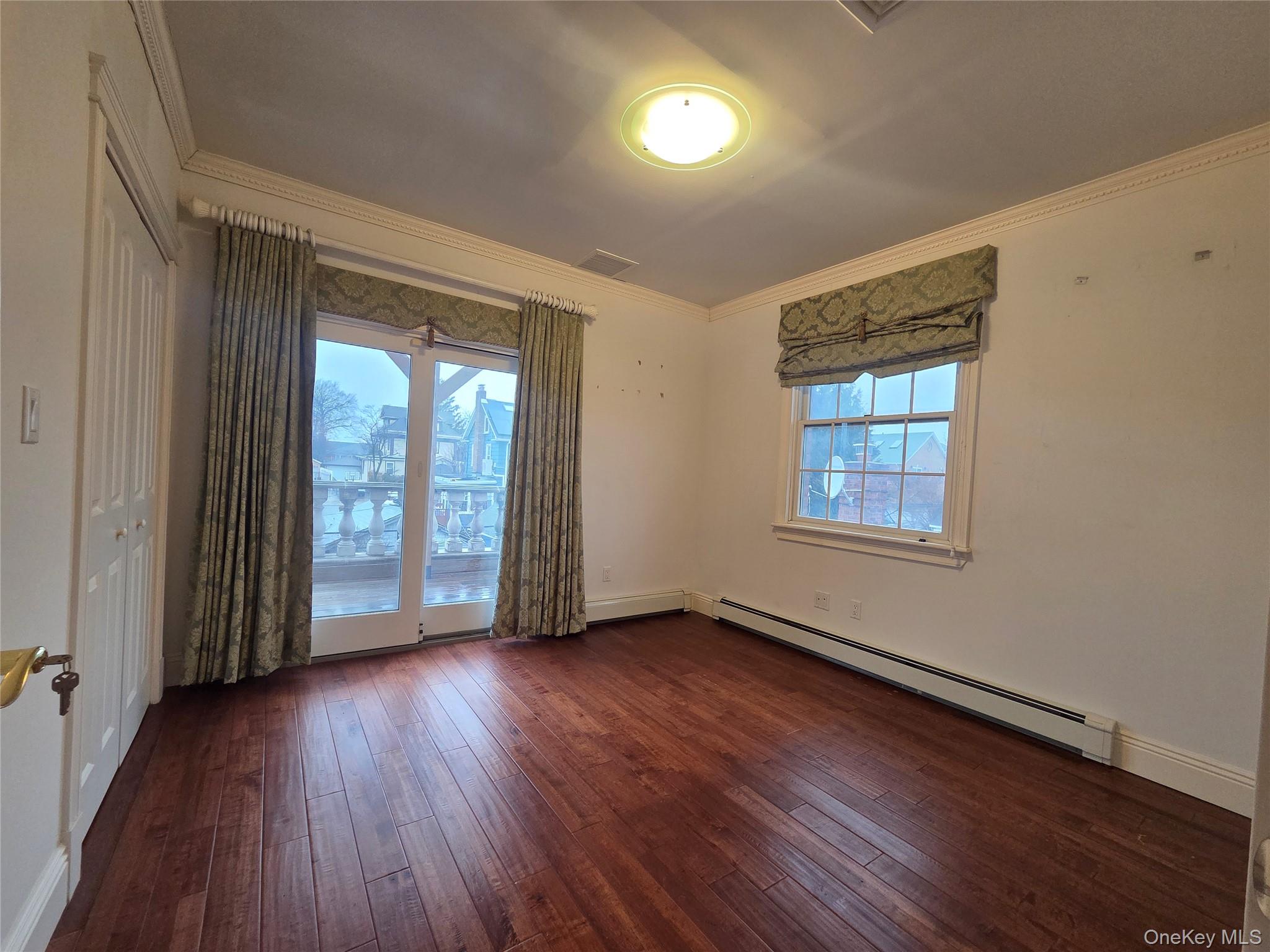 #19 photo, 3562 168th Street, Flushing , NY 11358