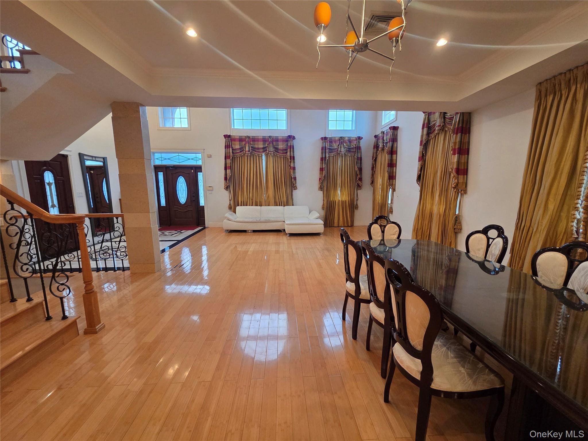 #3 photo, 3562 168th Street, Flushing , NY 11358