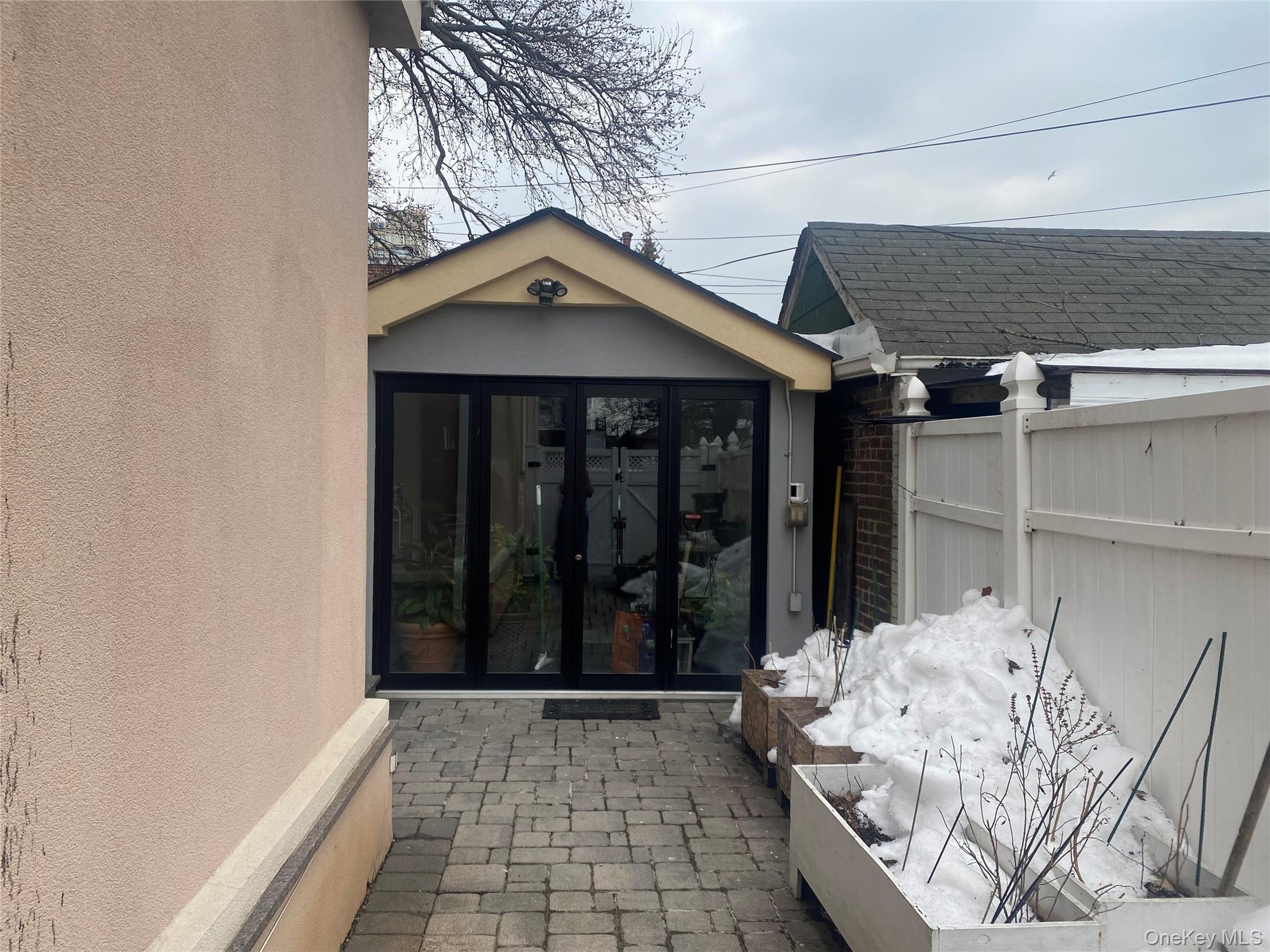 #4 photo, 6139 184th Street, Fresh Meadows , NY 11365