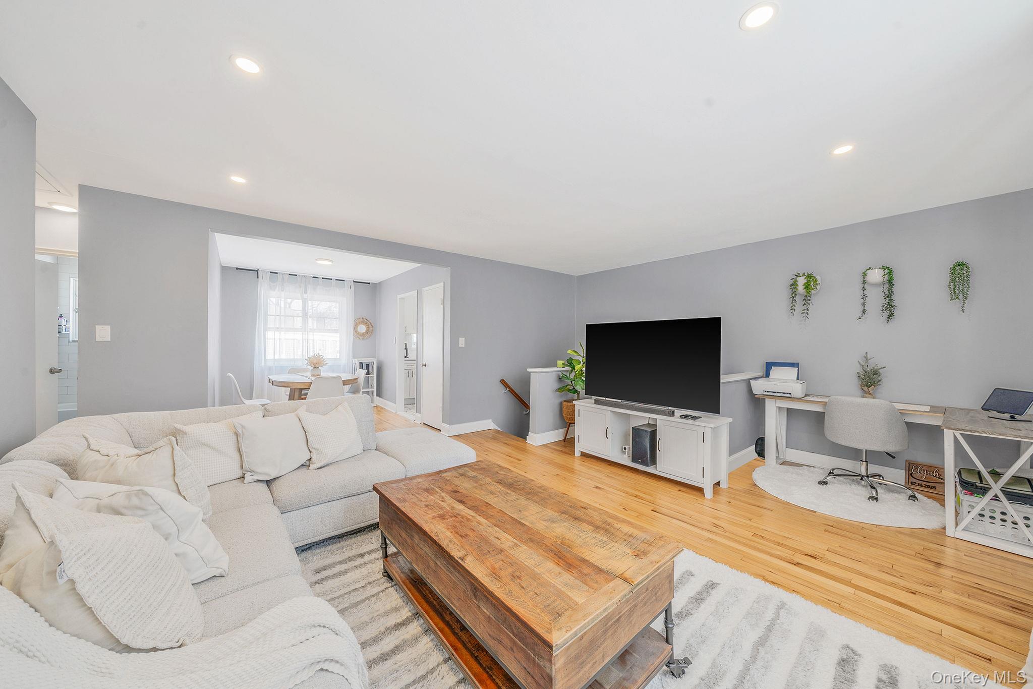 #7 photo, 224-24 Manor Road, Queens Village , NY 11427