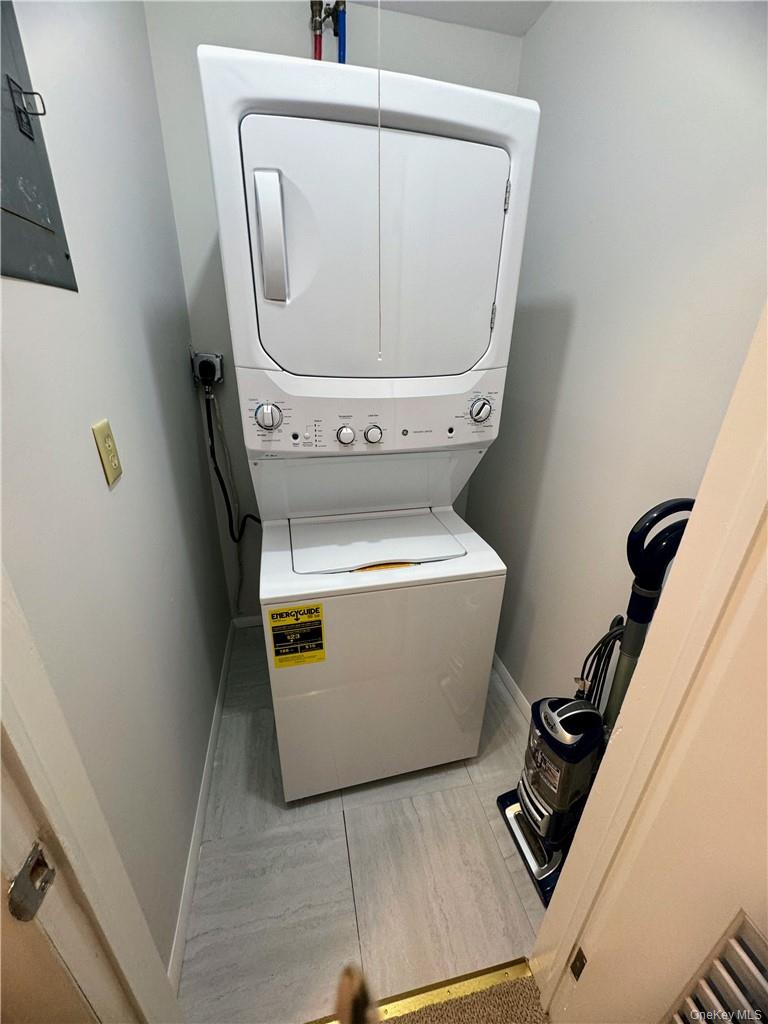 #11 photo, 716 Sierra Vista Lane, Valley Cottage , NY 10989