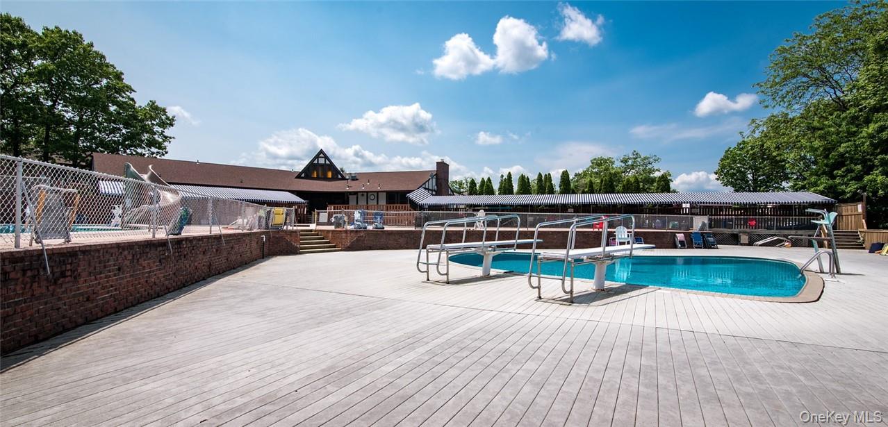 #16 photo, 716 Sierra Vista Lane, Valley Cottage , NY 10989