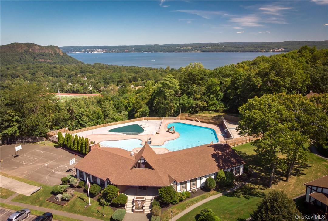 #20 photo, 716 Sierra Vista Lane, Valley Cottage , NY 10989