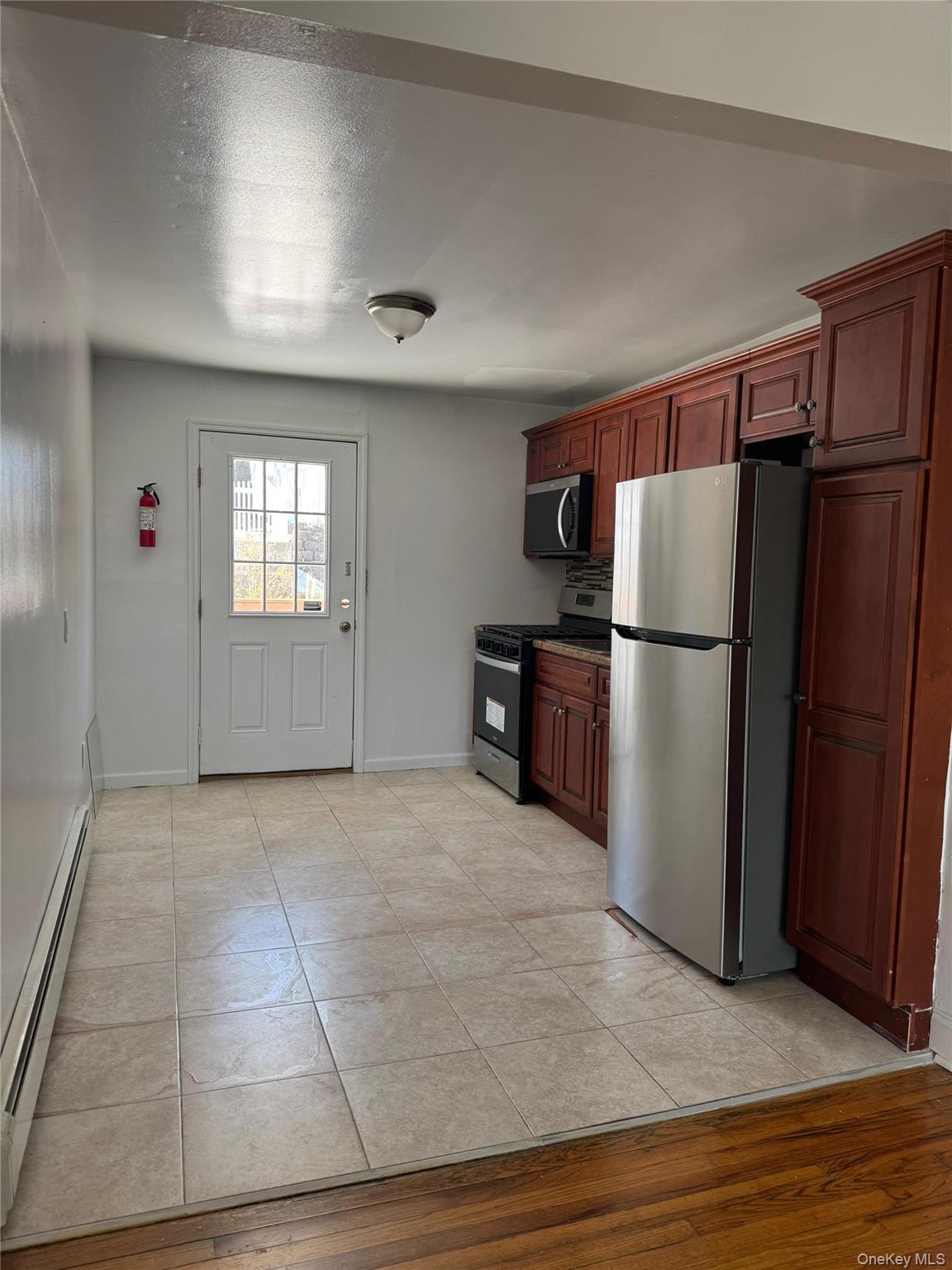 #6 photo, 221 Woodland Avenue, Yonkers , NY 10703