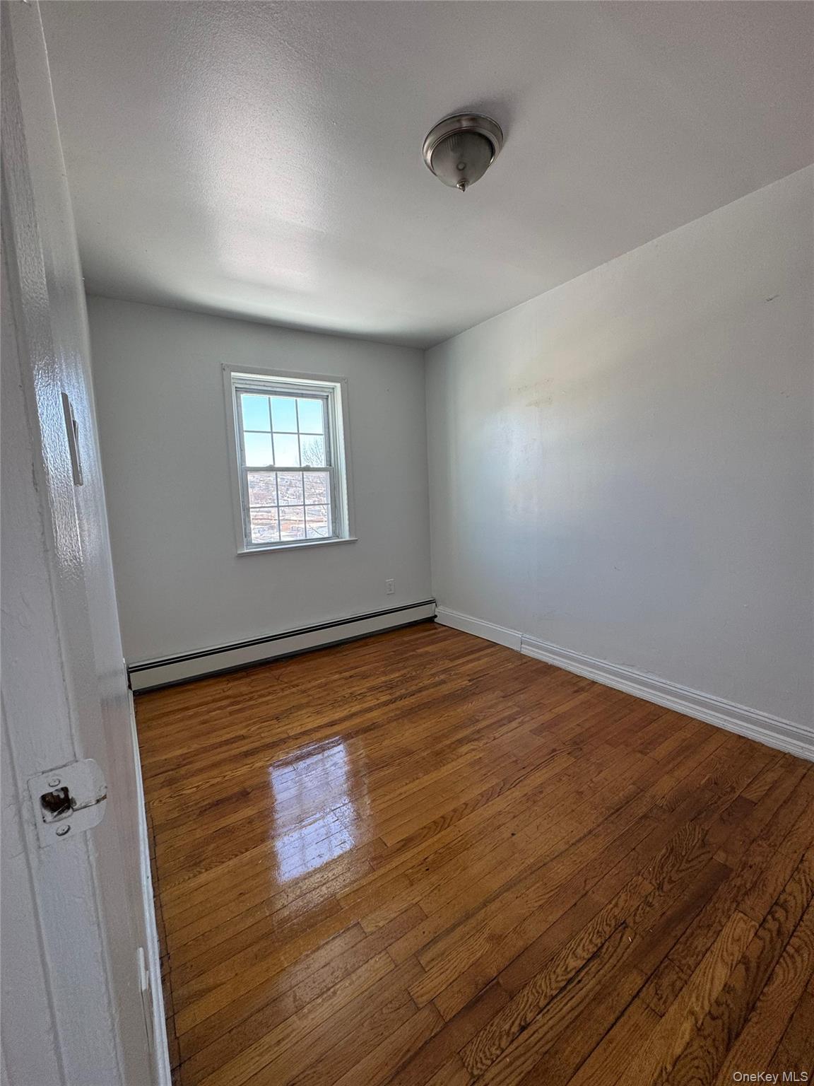 #7 photo, 221 Woodland Avenue, Yonkers , NY 10703