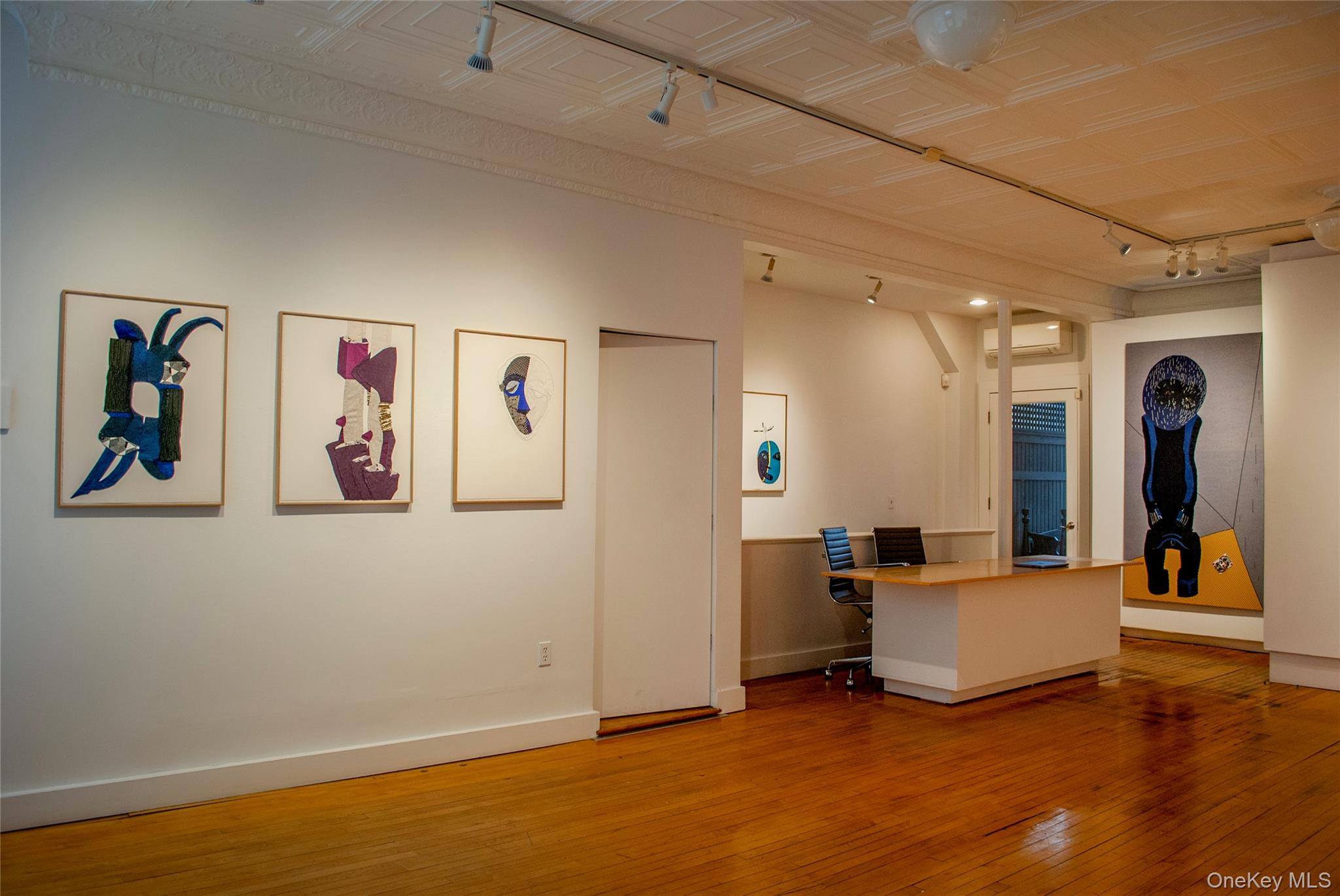 #2 photo, 362 1/2 Warren Street, Hudson , NY 12534