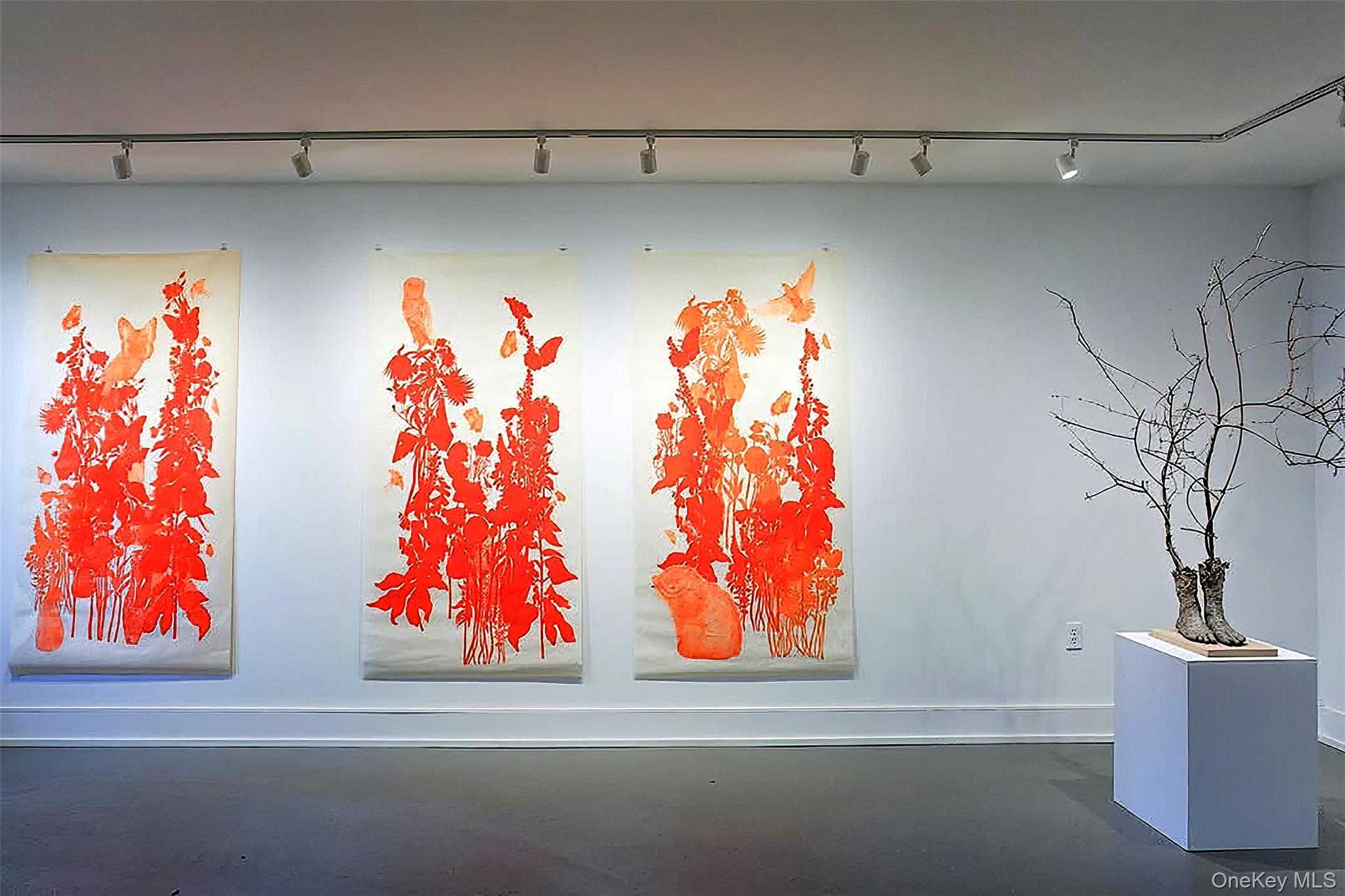 #4 photo, 362 1/2 Warren Street, Hudson , NY 12534