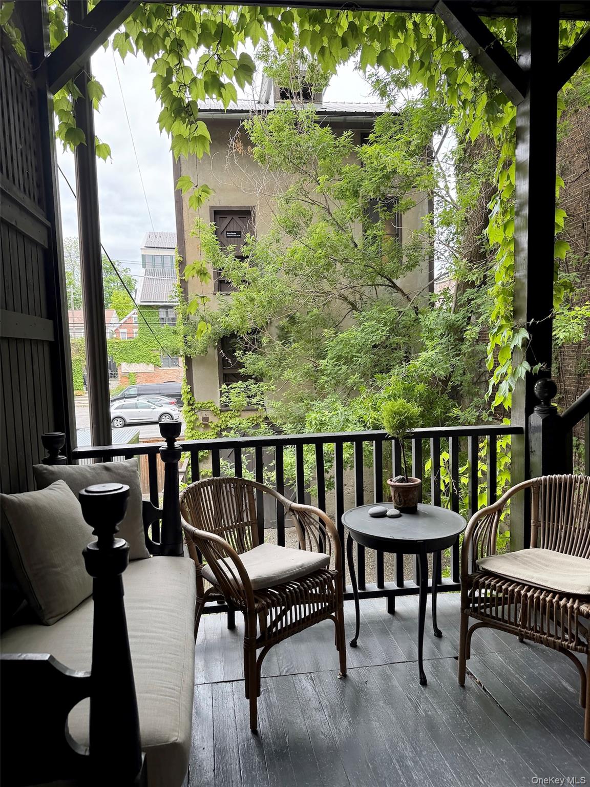 #5 photo, 362 1/2 Warren Street, Hudson , NY 12534