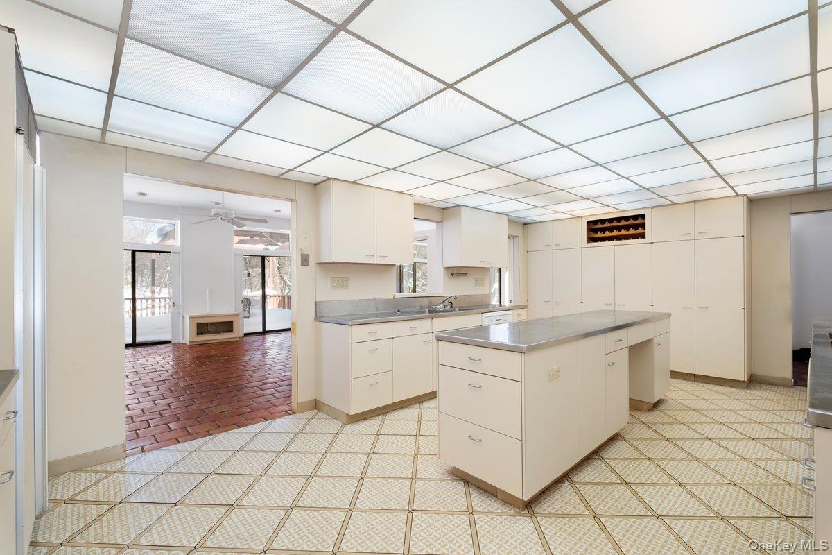 #9 photo, 3 Runyon Place, Scarsdale , NY 10583