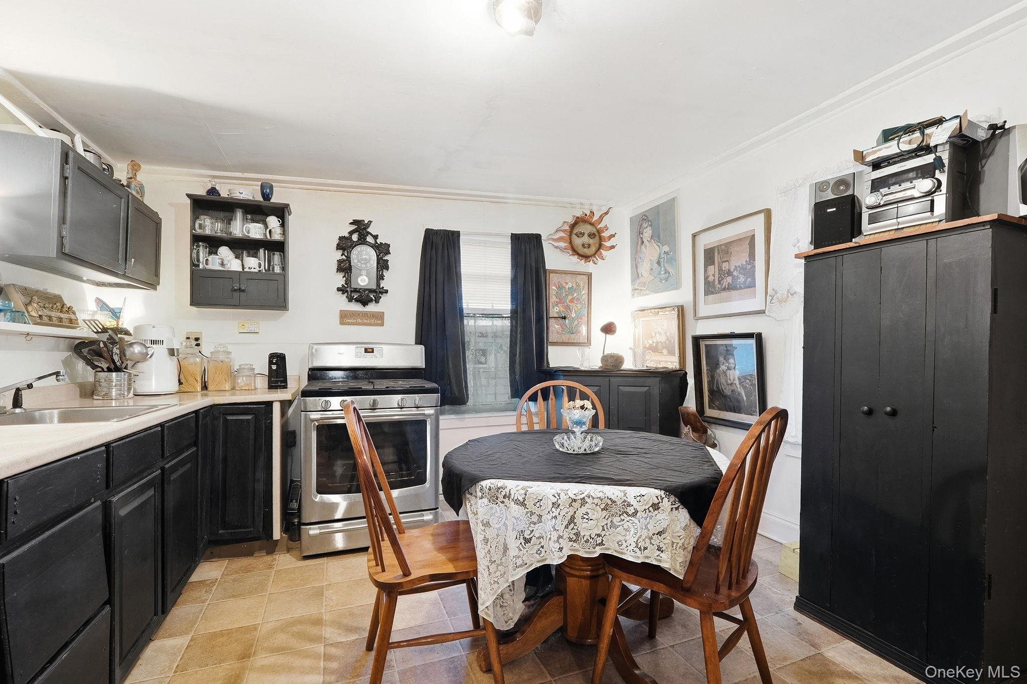 #17 photo, 145 W Bridge Street, 뉴욕주 Saugerties , NY 12477